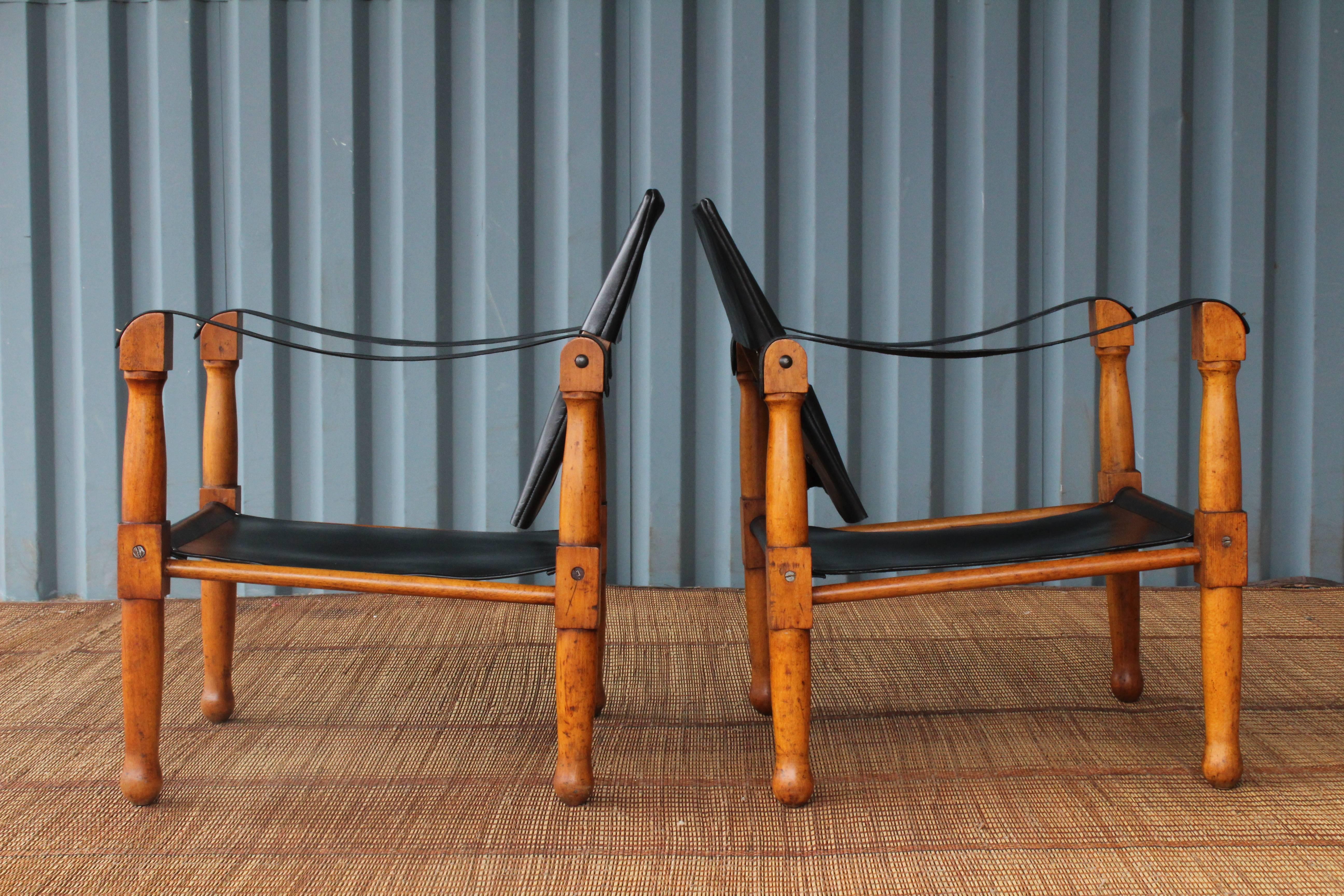 Mid-20th Century Pair of 1940s Safari Chairs
