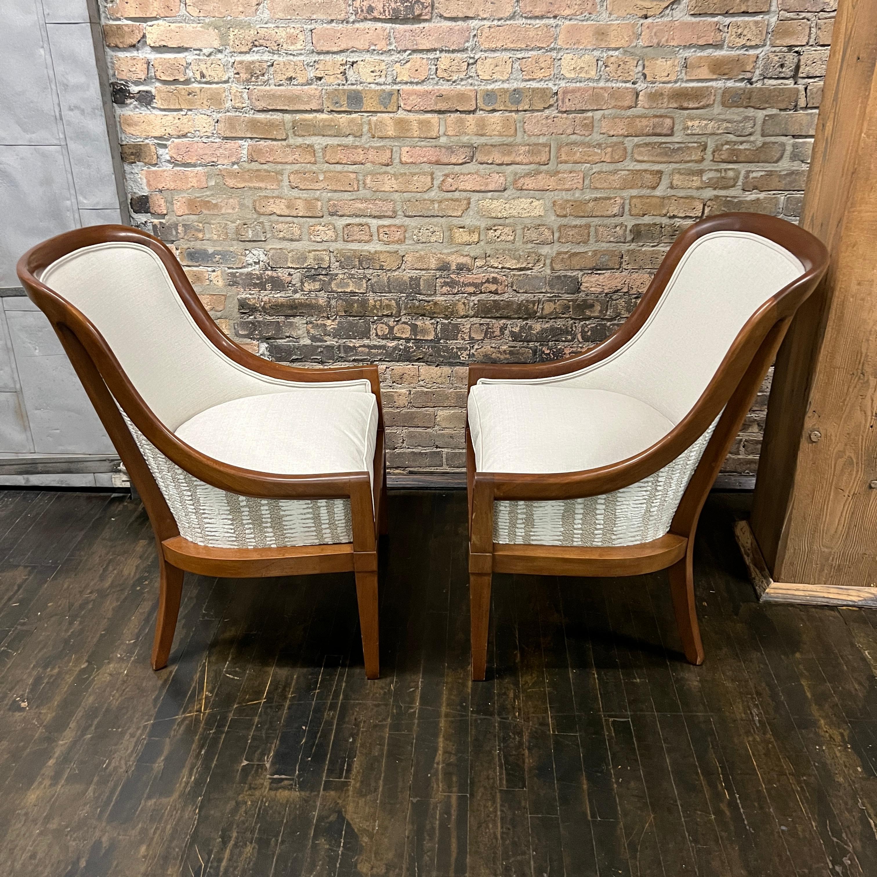 Pair of 1940's Spoon Back Lounge Chairs with Walnut Frames In Good Condition For Sale In Chicago, IL