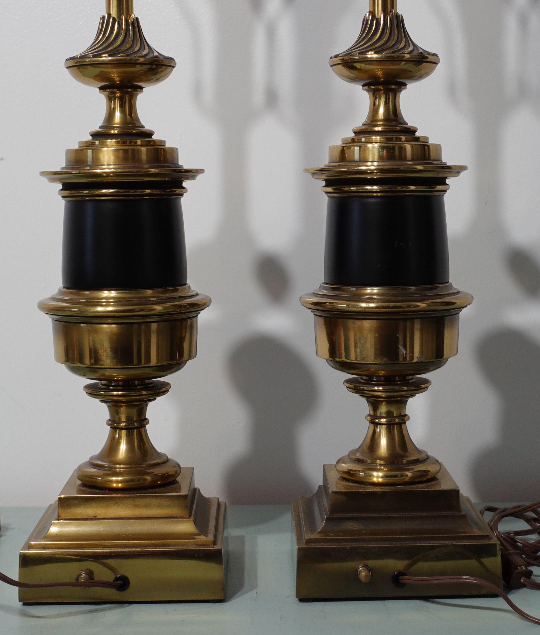 American Pair of 1940's Stiffel Urn Table Lamps For Sale