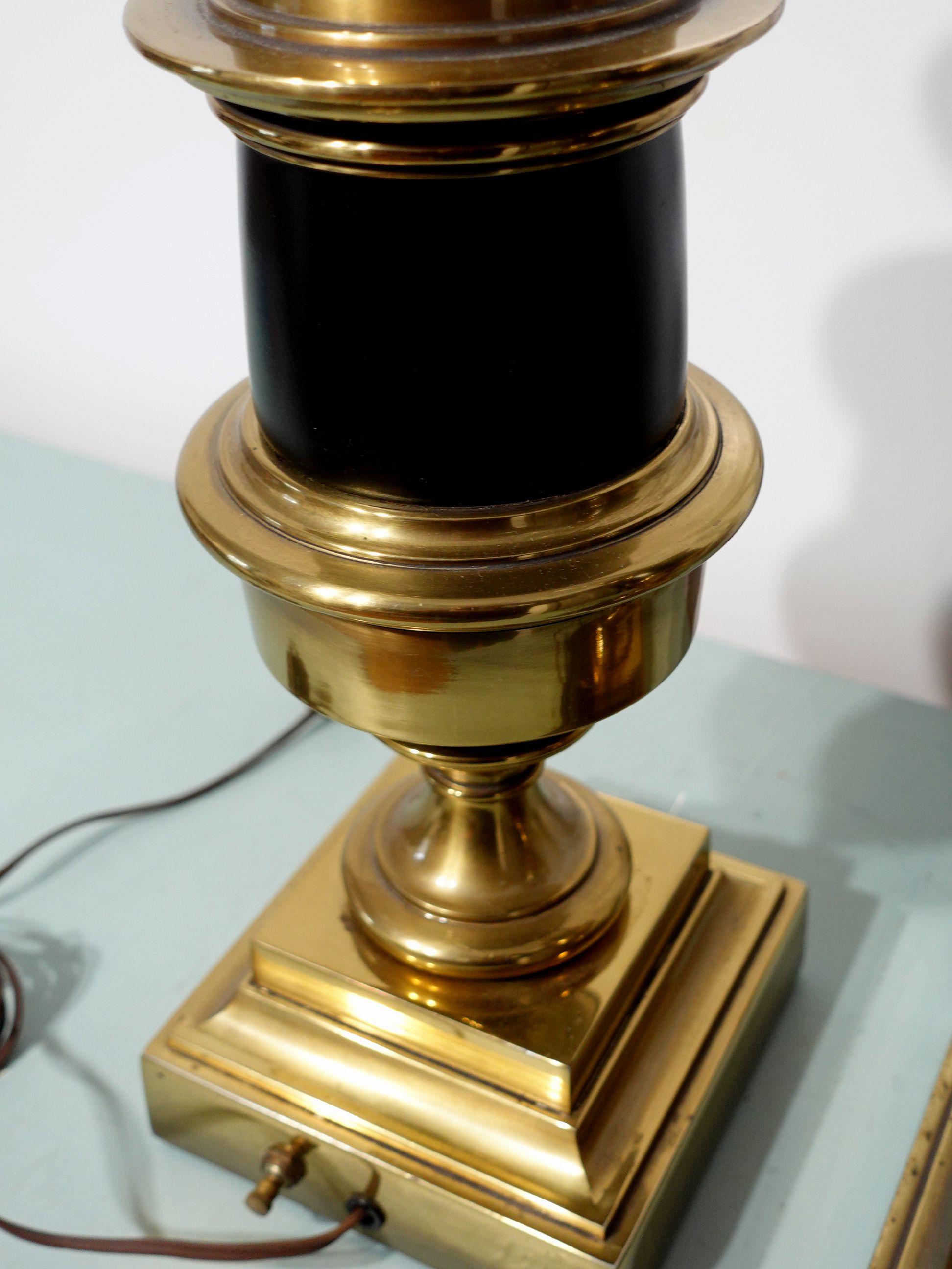 19th Century Pair of 1940's Stiffel Urn Table Lamps For Sale