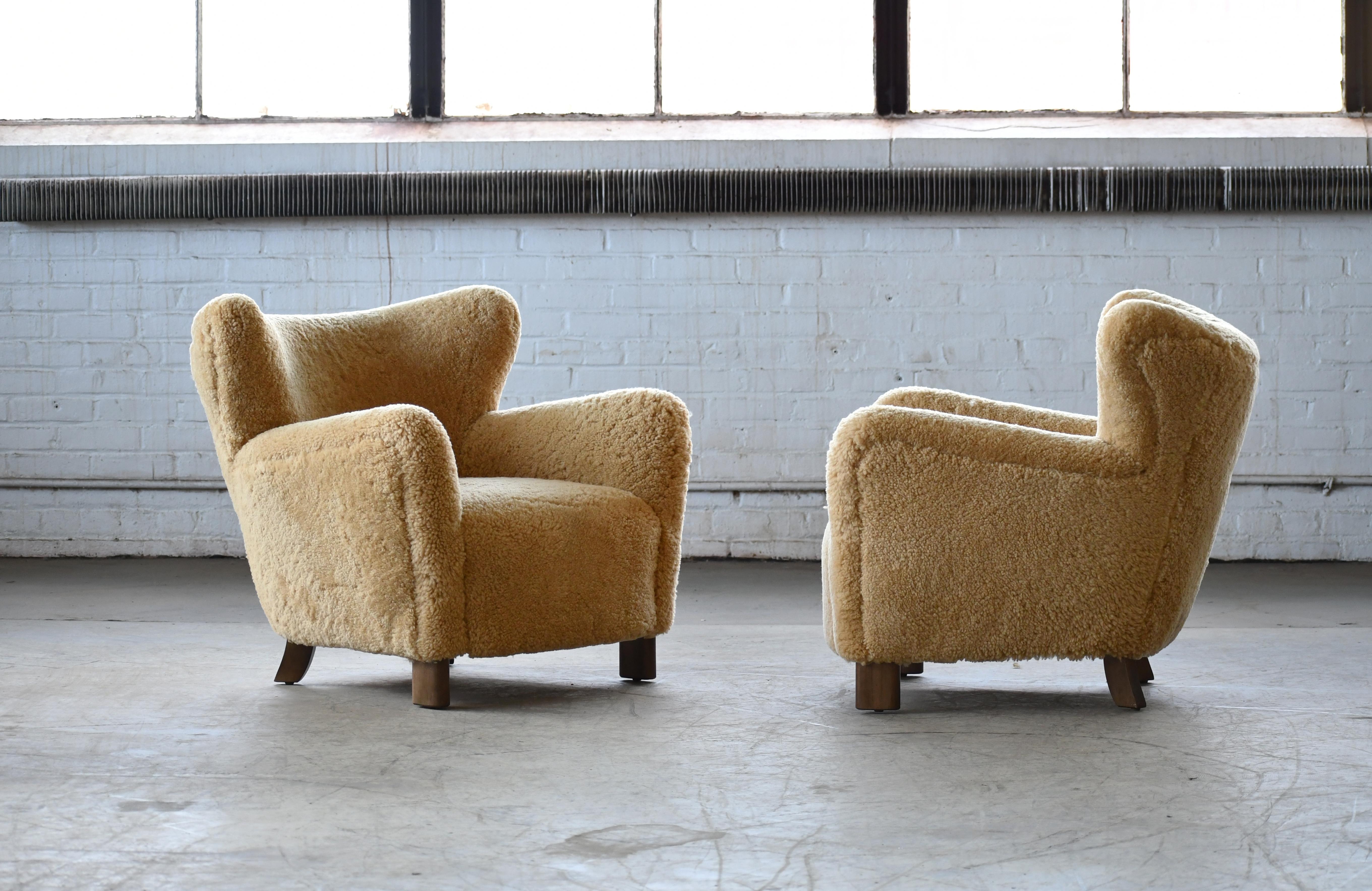 Pair of 1940's Style Classic Club or Lounge Chairs in Amber Color Shearling For Sale 6