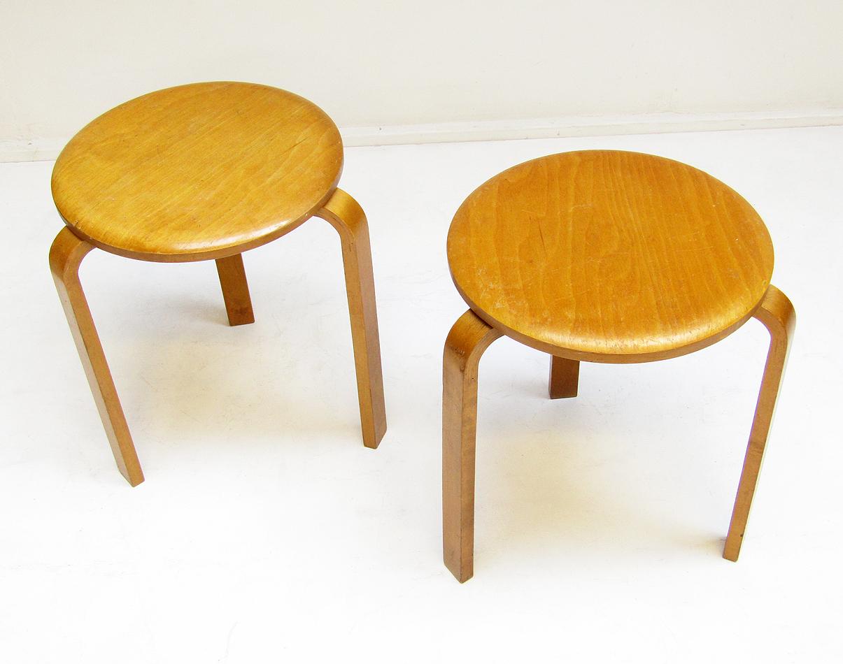 Mid-Century Modern Pair of 1940s Swedish #60 Stools in Birch by Alvar Aalto for Artek-Pascoe