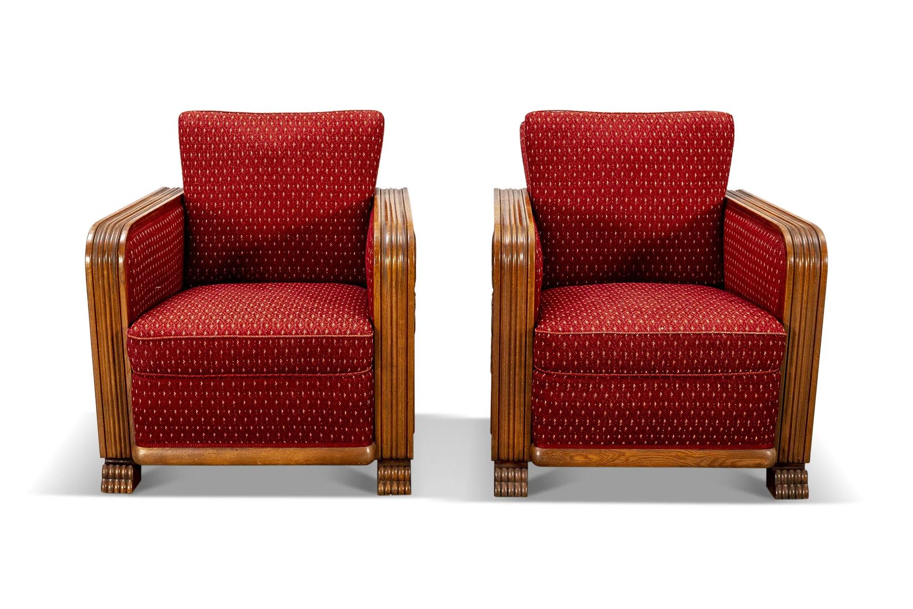 Mid-Century Modern Pair Of 1940s Swedish Oak Lounge Chairs
