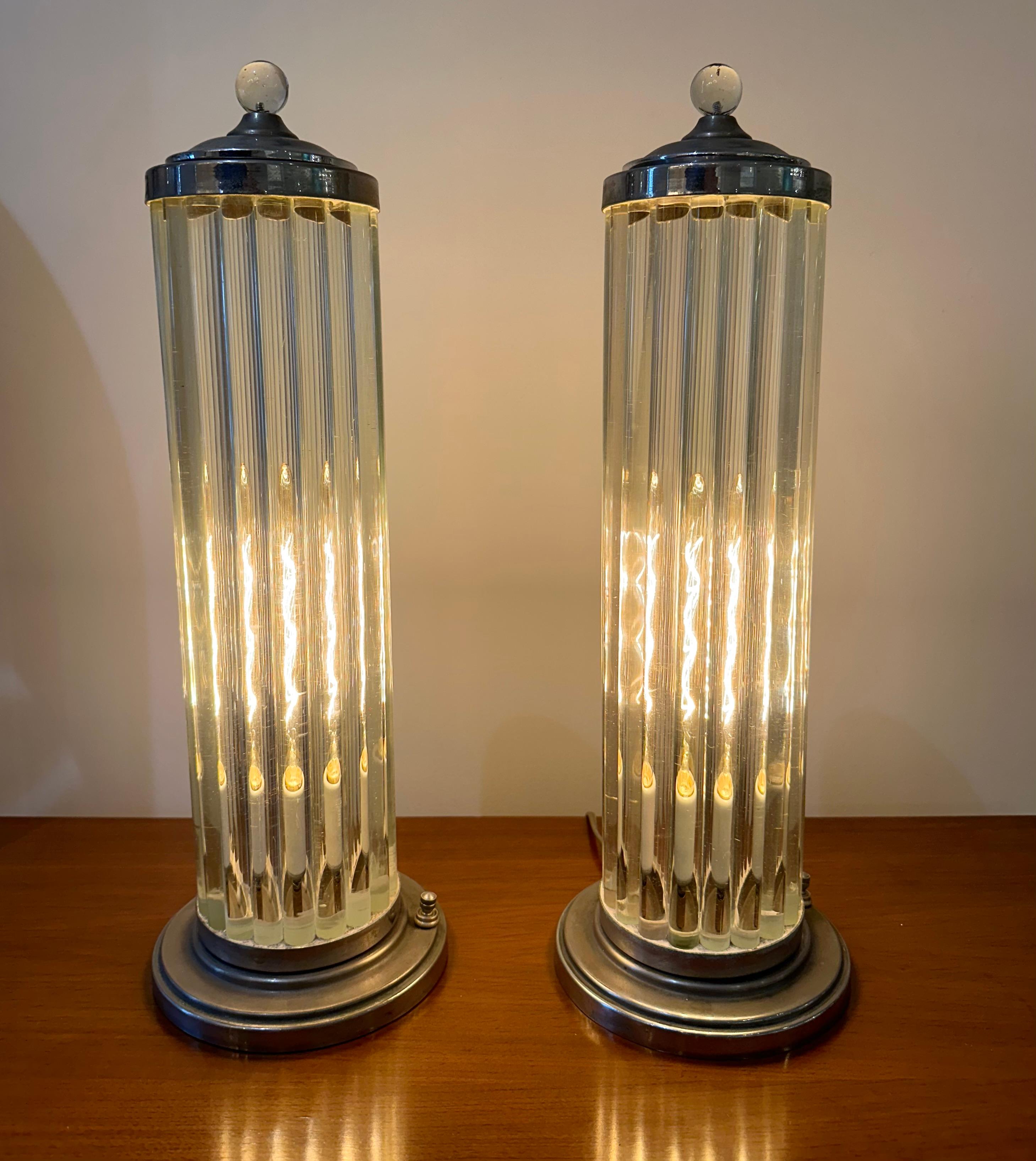 Pair of 1940s, Venini Canister Lamps In Good Condition For Sale In Brooklyn, NY