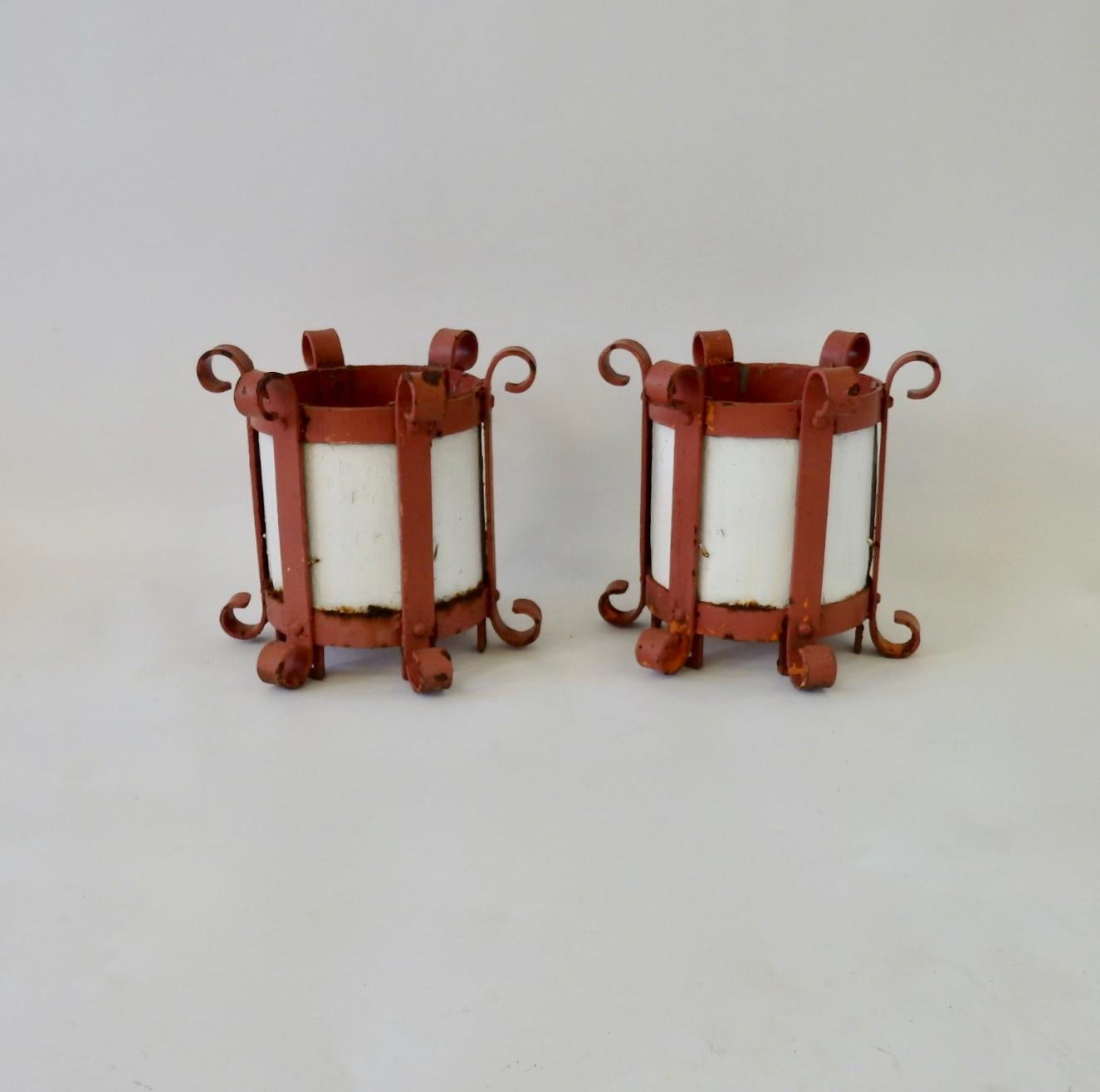 Pair of wrought iron plant stands. Nicely crafted from 1.5