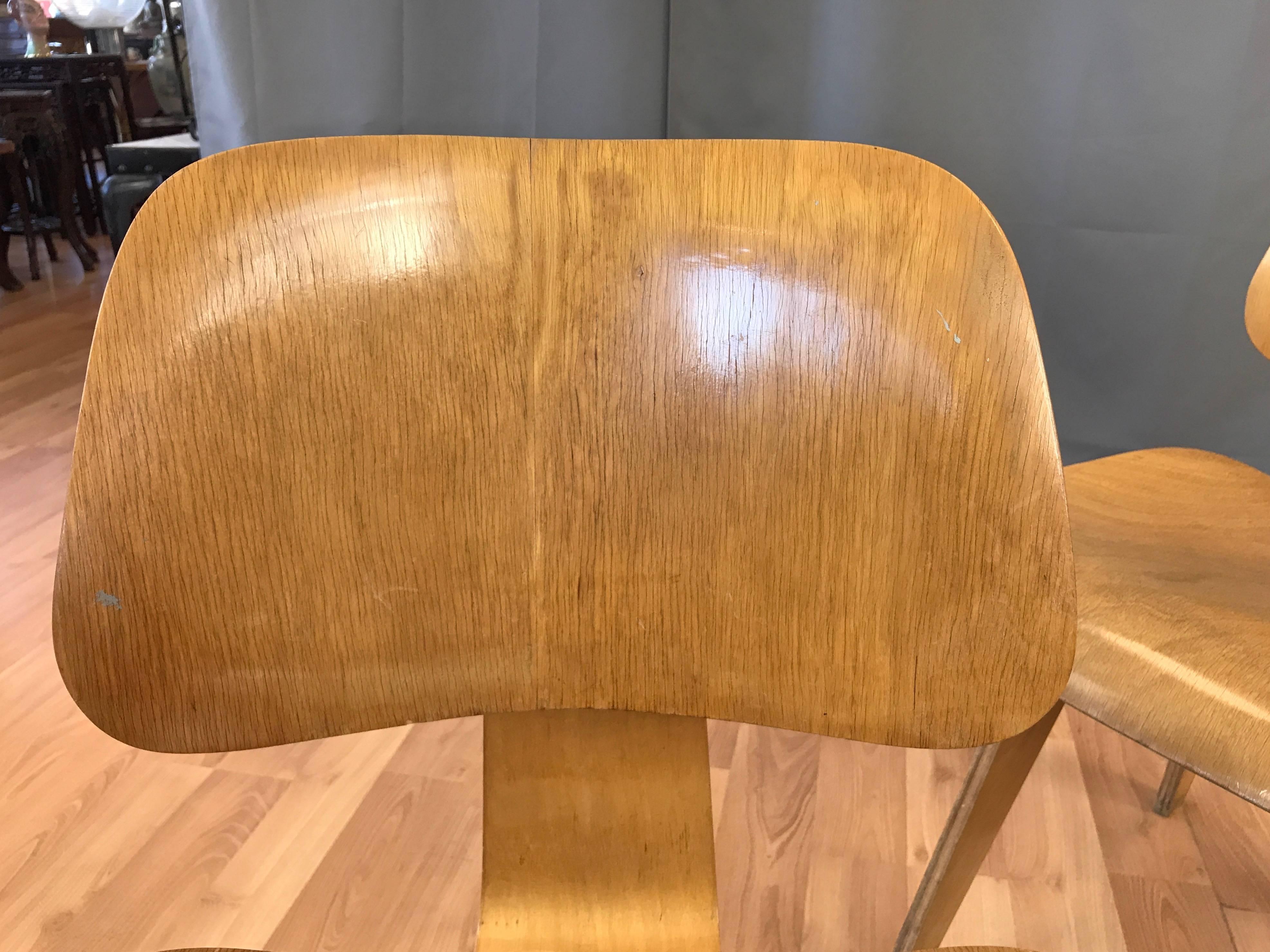 Pair of 1948 Eames for Herman Miller Evans Production Ash DCW Chairs 1