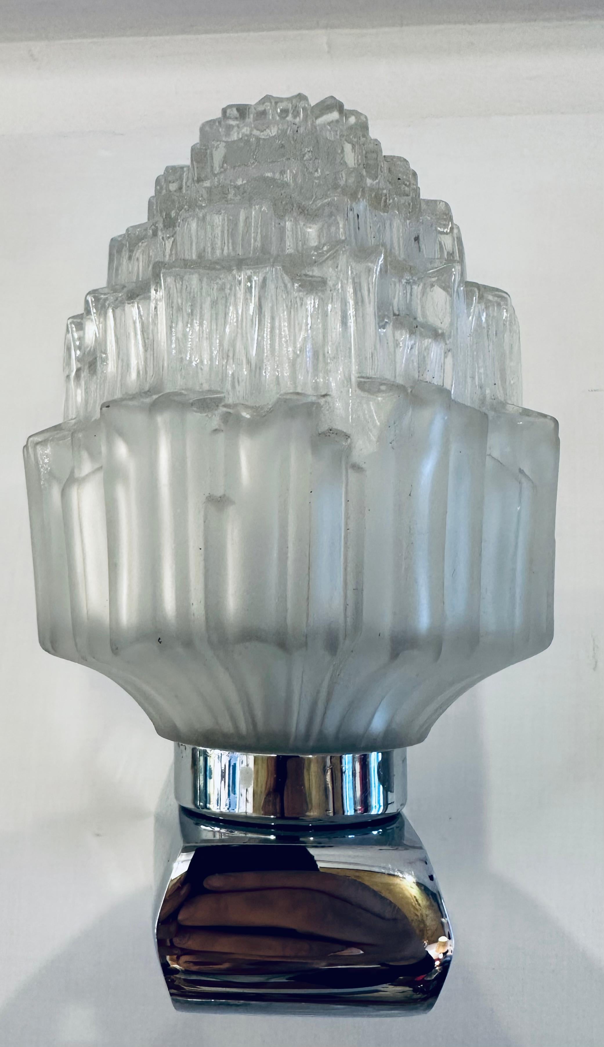 Paar 1950er Jahre EJS Lighting Glas & poliertes Chrom Fackel Wandleuchten oder Wandleuchter im Angebot 5