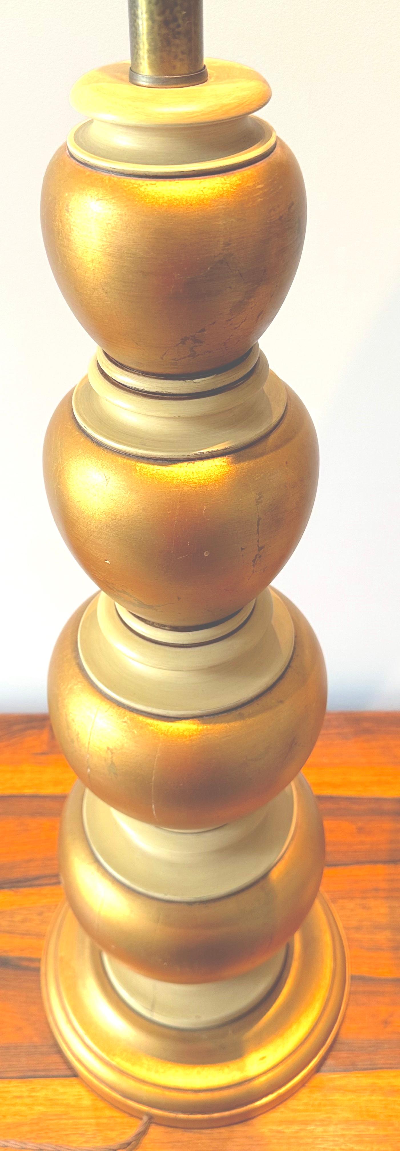 Pair of 1950s American Frederick Cooper Gold Leaf & Brass Table Lamps Inc Shades For Sale 11
