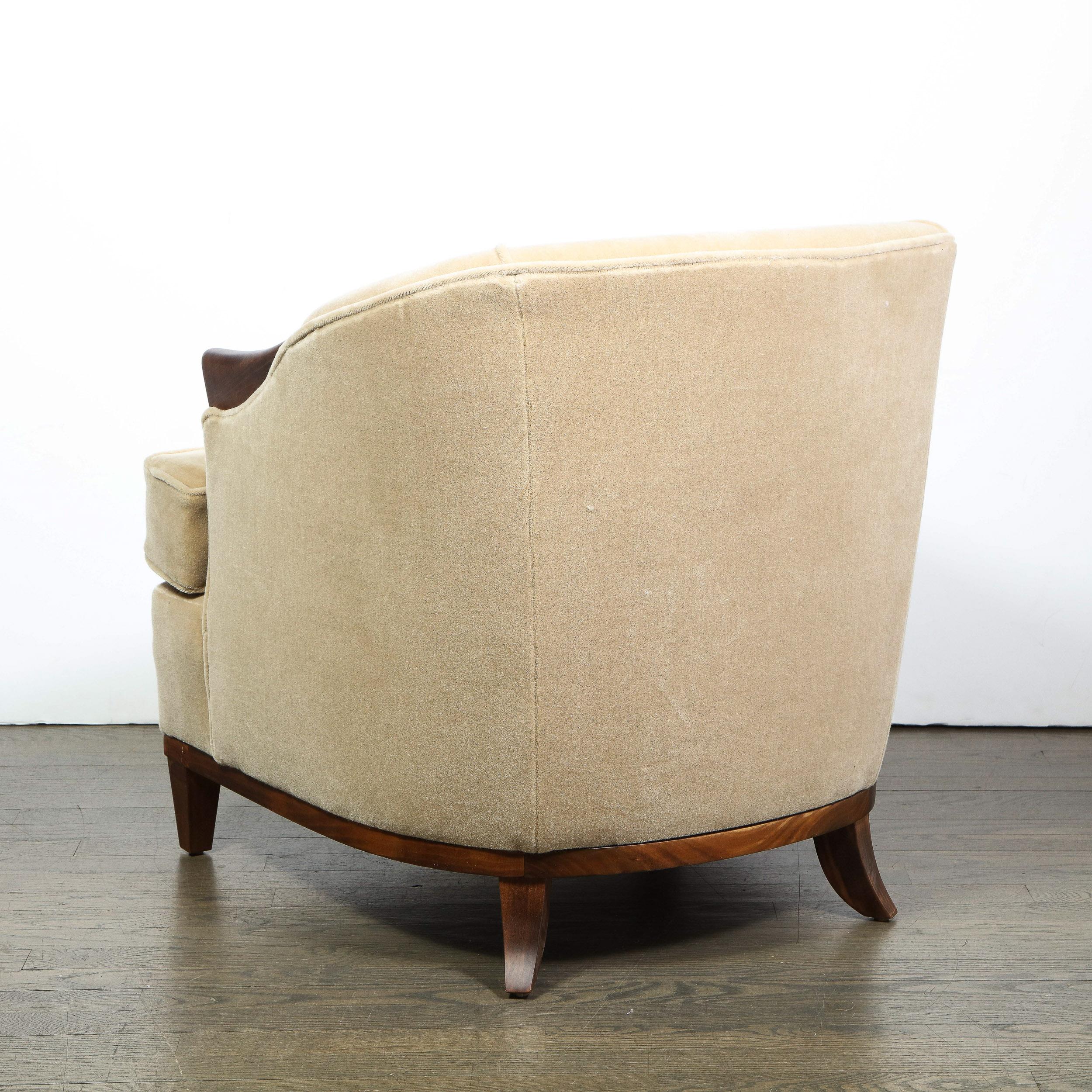 Pair of 1950s American Mid-Century Modern Ecru Mohair and Walnut Armchairs 3
