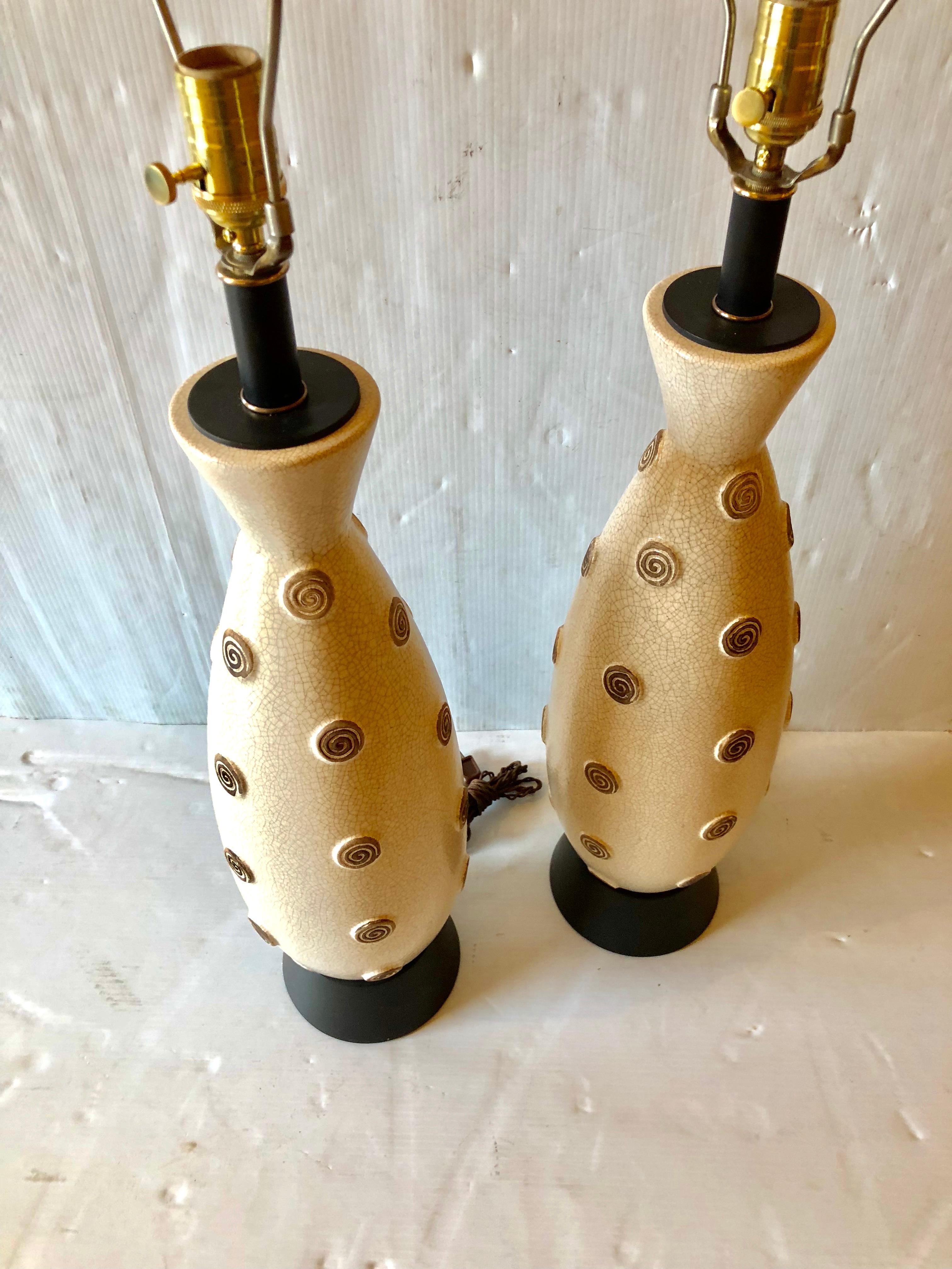 20th Century Pair of 1950s American Midcentury Tall Ceramic Table Lamps For Sale