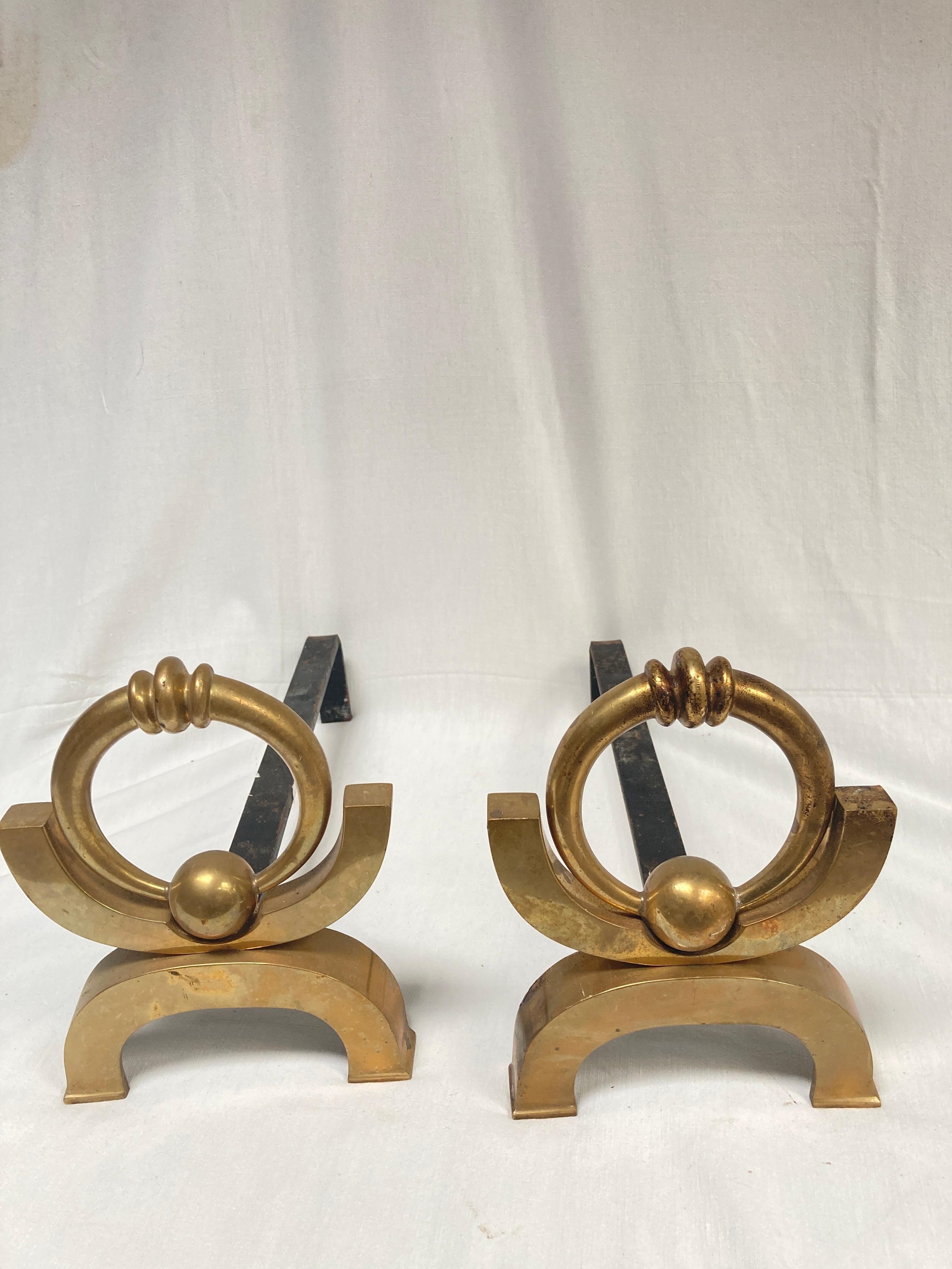 Francese Coppia di candelabri degli anni '50 attribuiti a Jacques Adnet in vendita