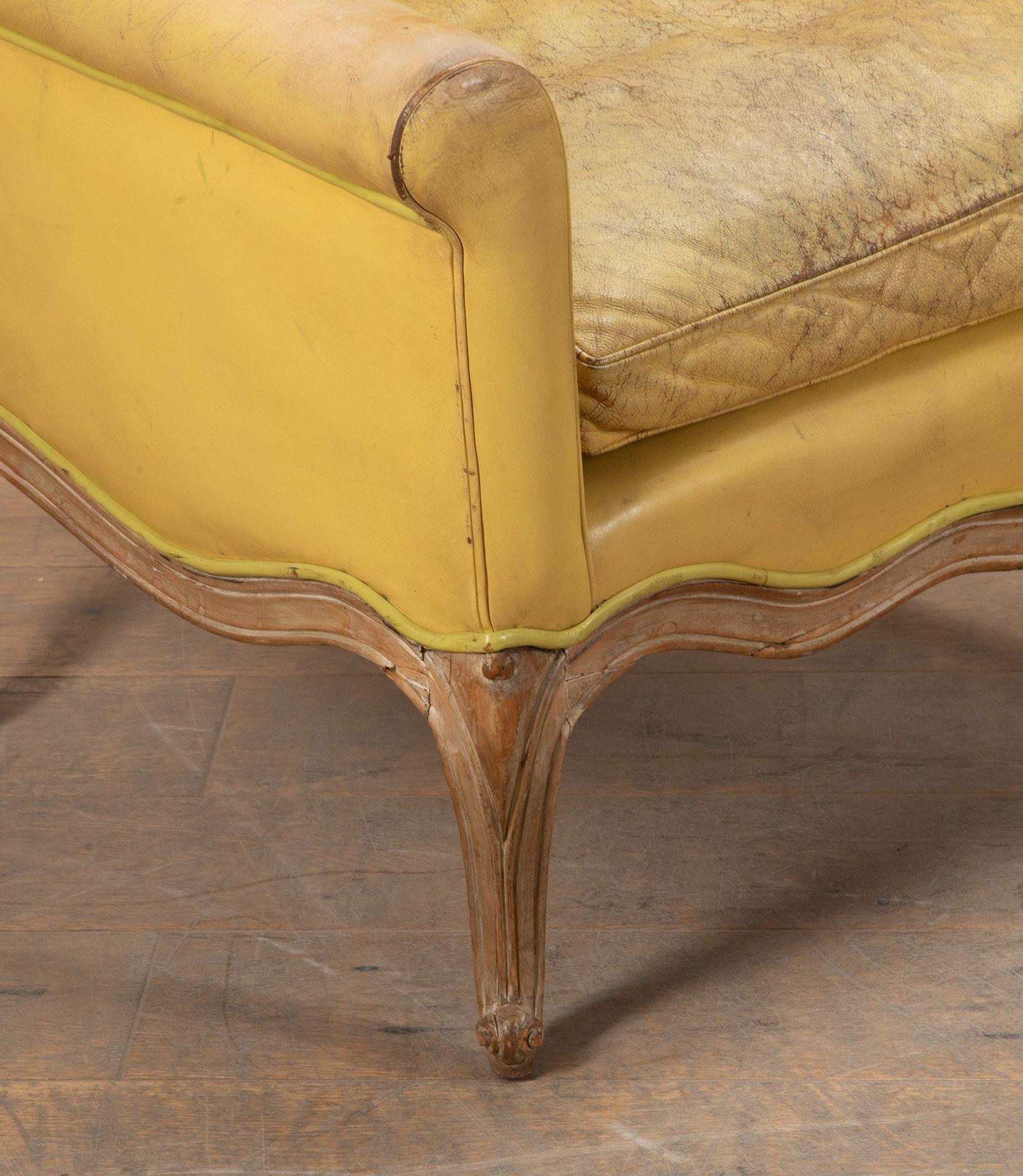Paire de fauteuils des années 1950 de la Maison Jansen en vente 3