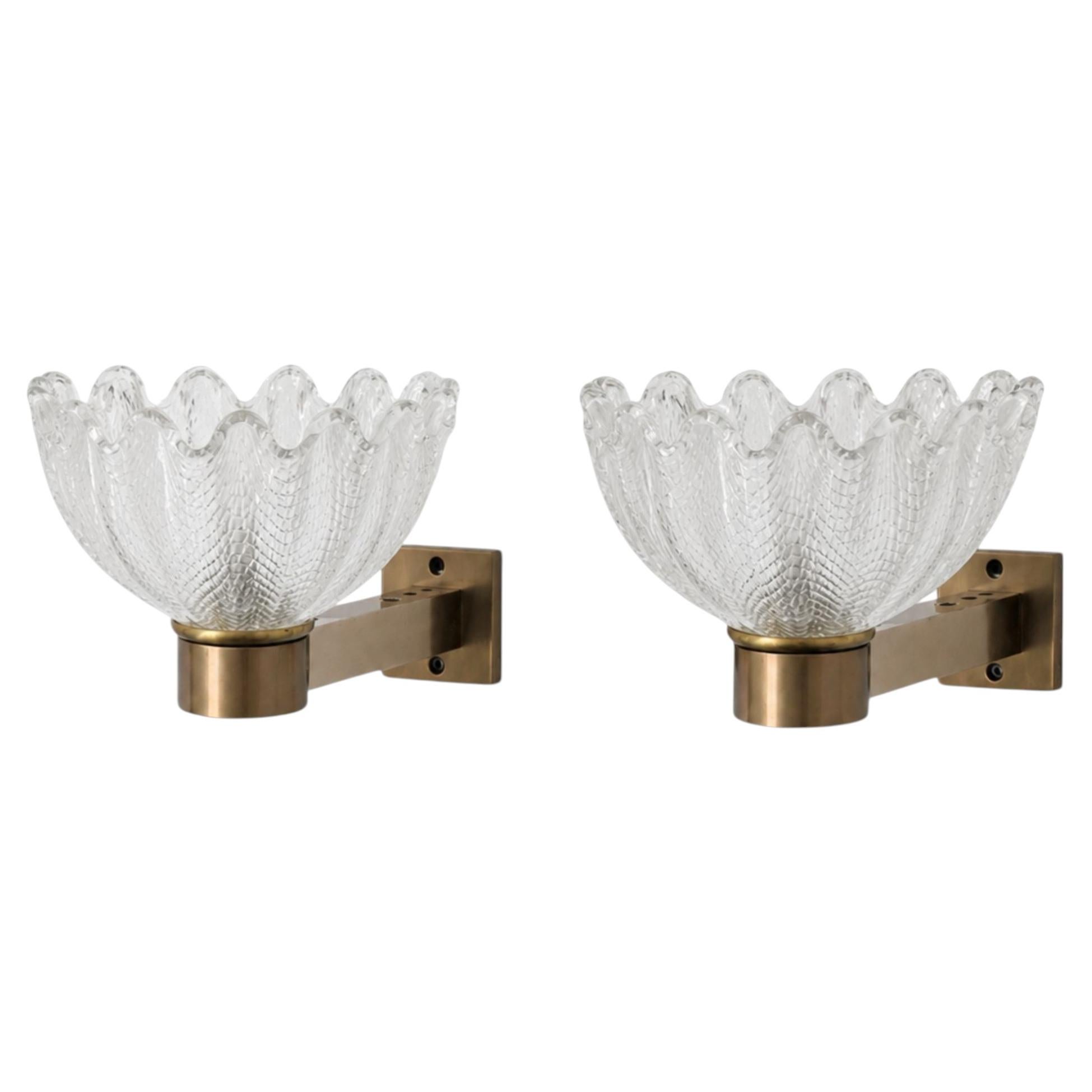 Pair of 1950s Barovier & Toso Style Murano Glass and Satin Brass Wall Sconces