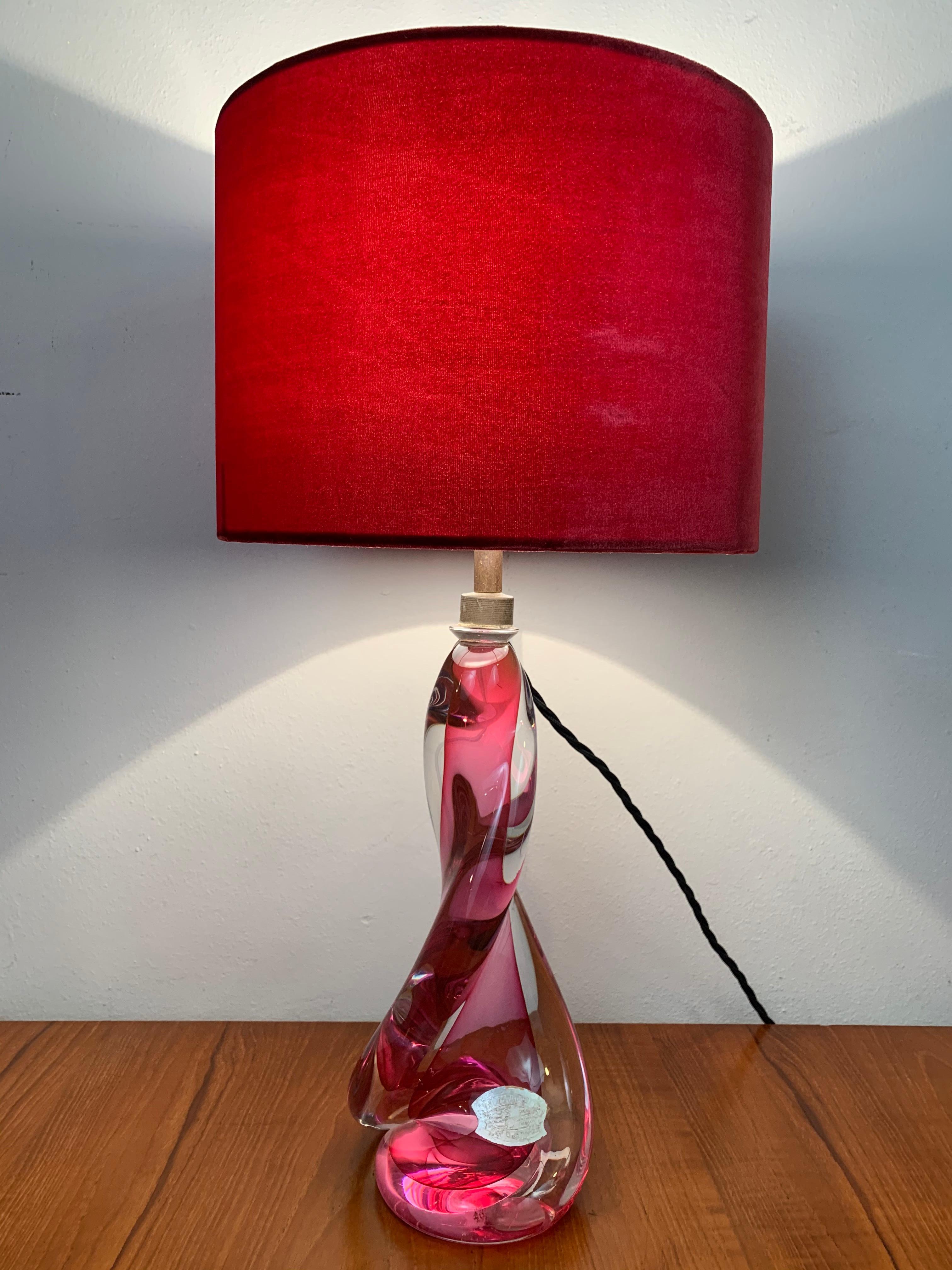 20th Century Pair of 1950s Belgium Val St Lambert Crystal Pink Table Lamp Bases inc Shades