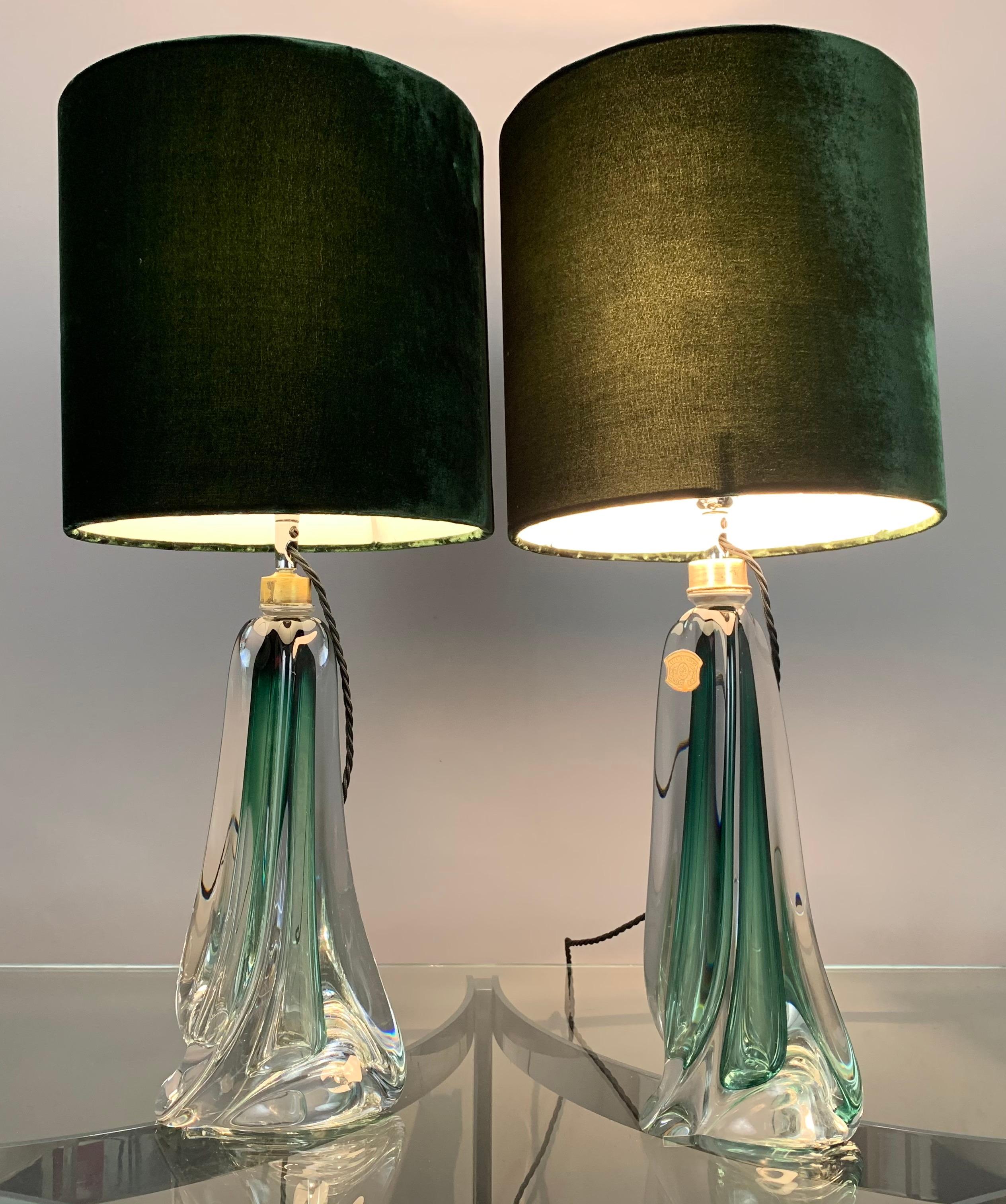 Pair of 1950s Val Saint Lambert dark green and clear glass crystal lamp bases of tapering geometric form with new chrome mounted light fittings. handmade in heavy lead crystal glass in Belgium which makes every one slightly different to the other.