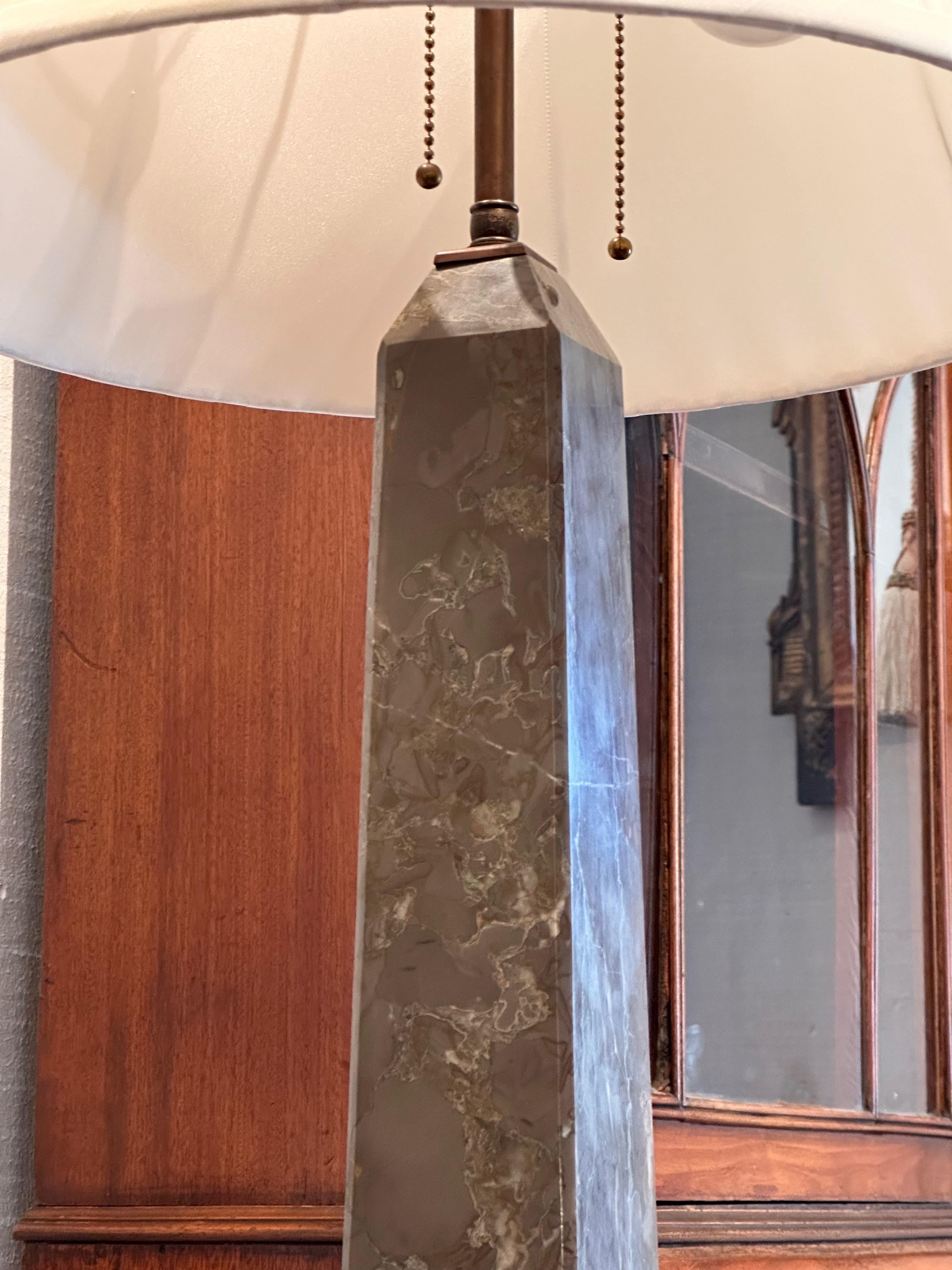 Pair of 1950s Bronze and Marble Obelisk Lamps In Good Condition In Charlottesville, VA