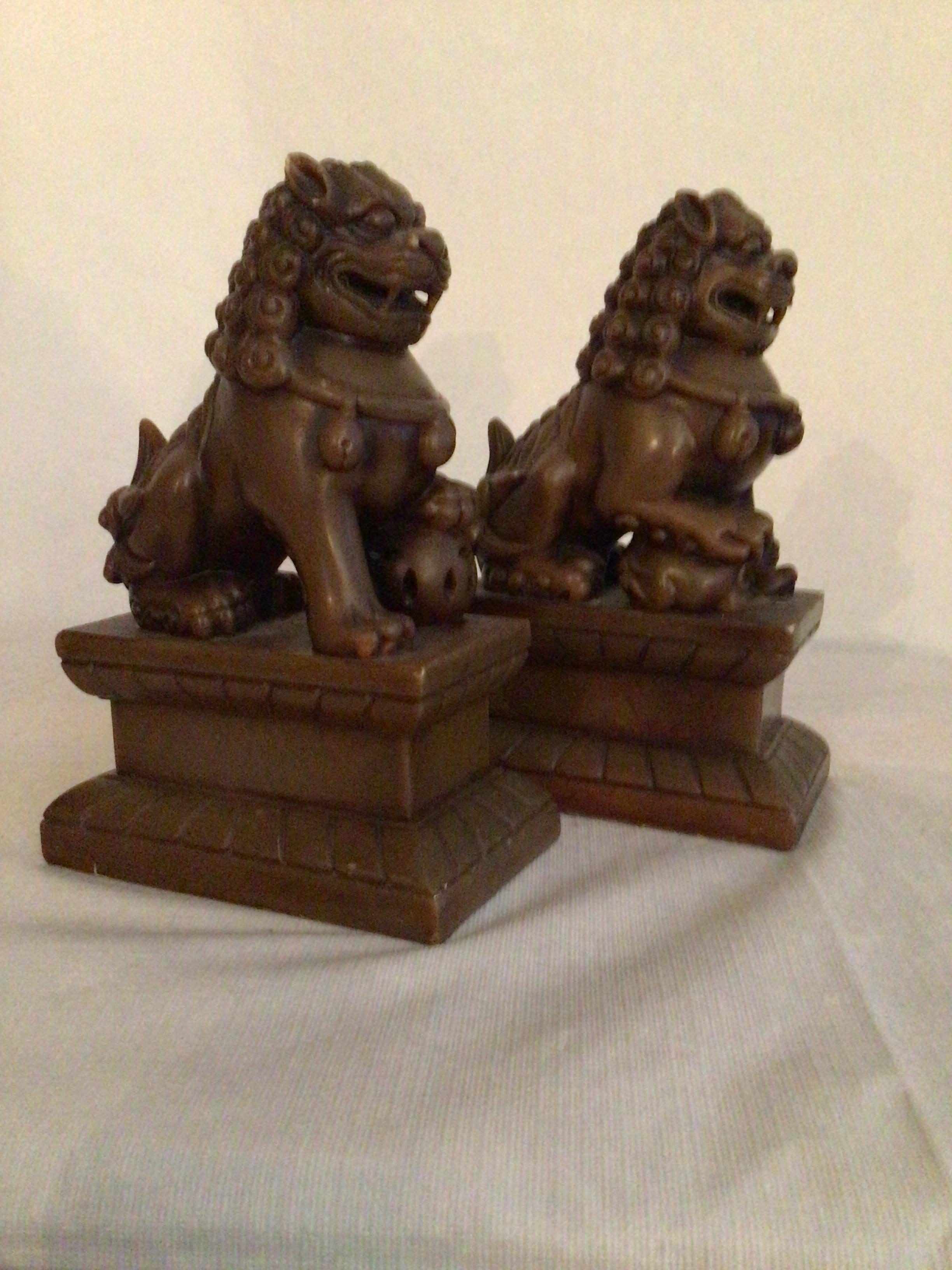 Pair of 1950s Carved Soapstone Foo Dogs In Good Condition For Sale In Tarrytown, NY