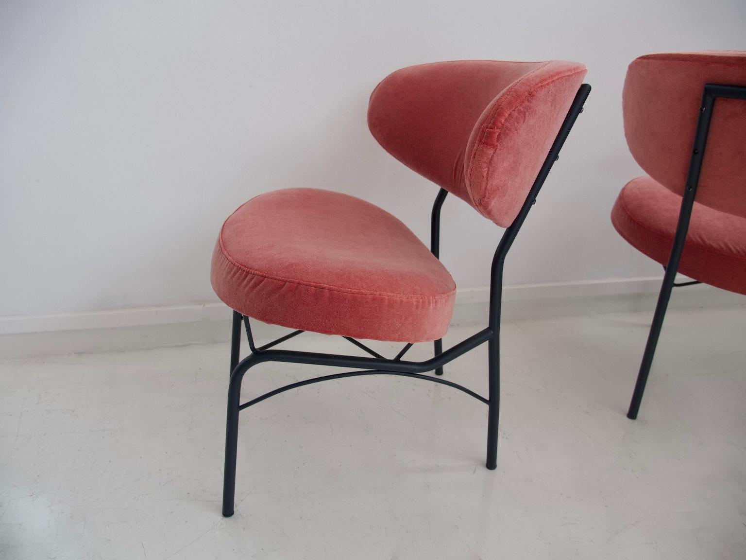 Pair of 1950s Chairs with Pink Velvet Upholstery and Metal Feet 5