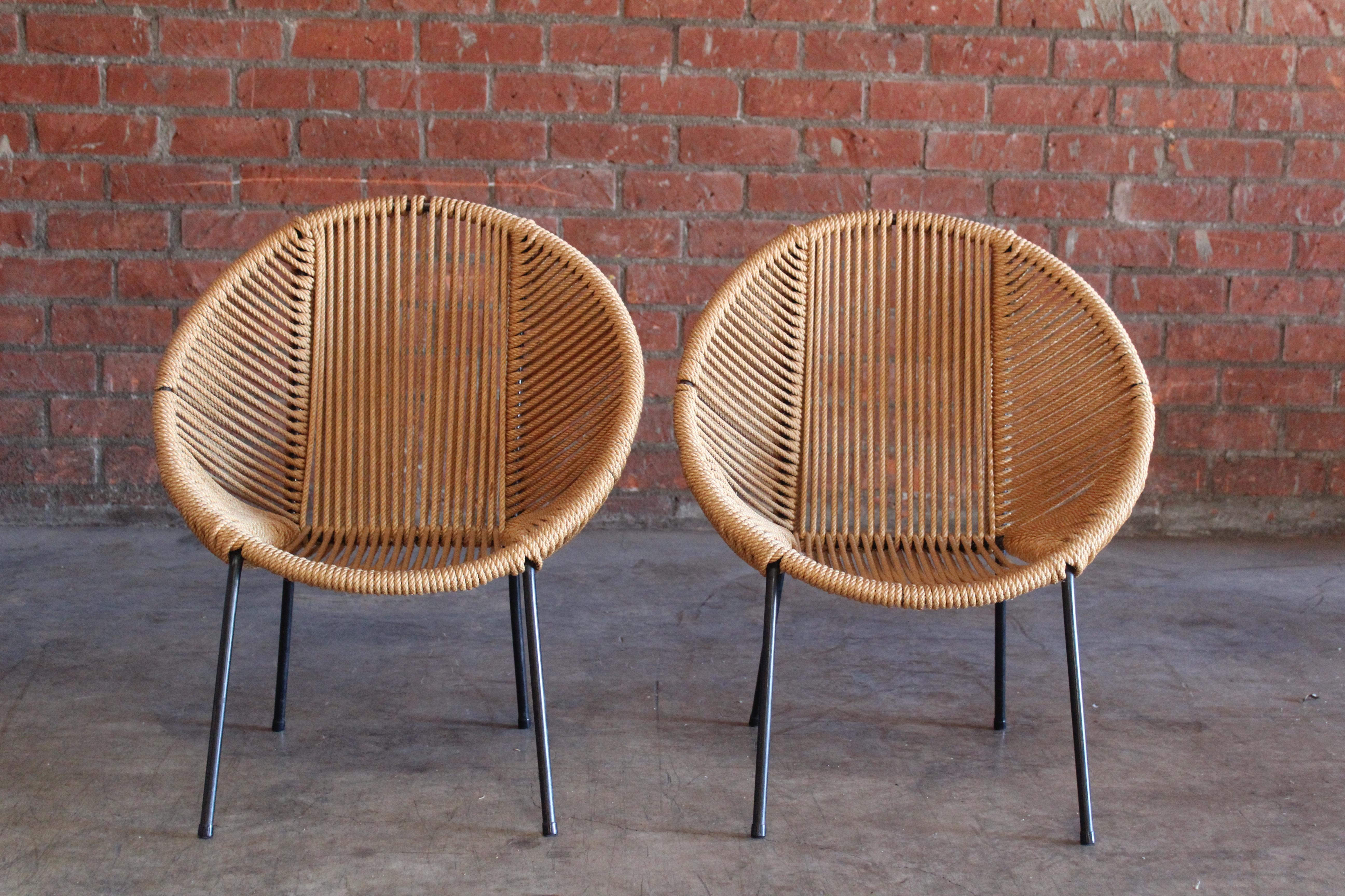 French Pair of 1950s Children's Iron and Rope Chairs, France
