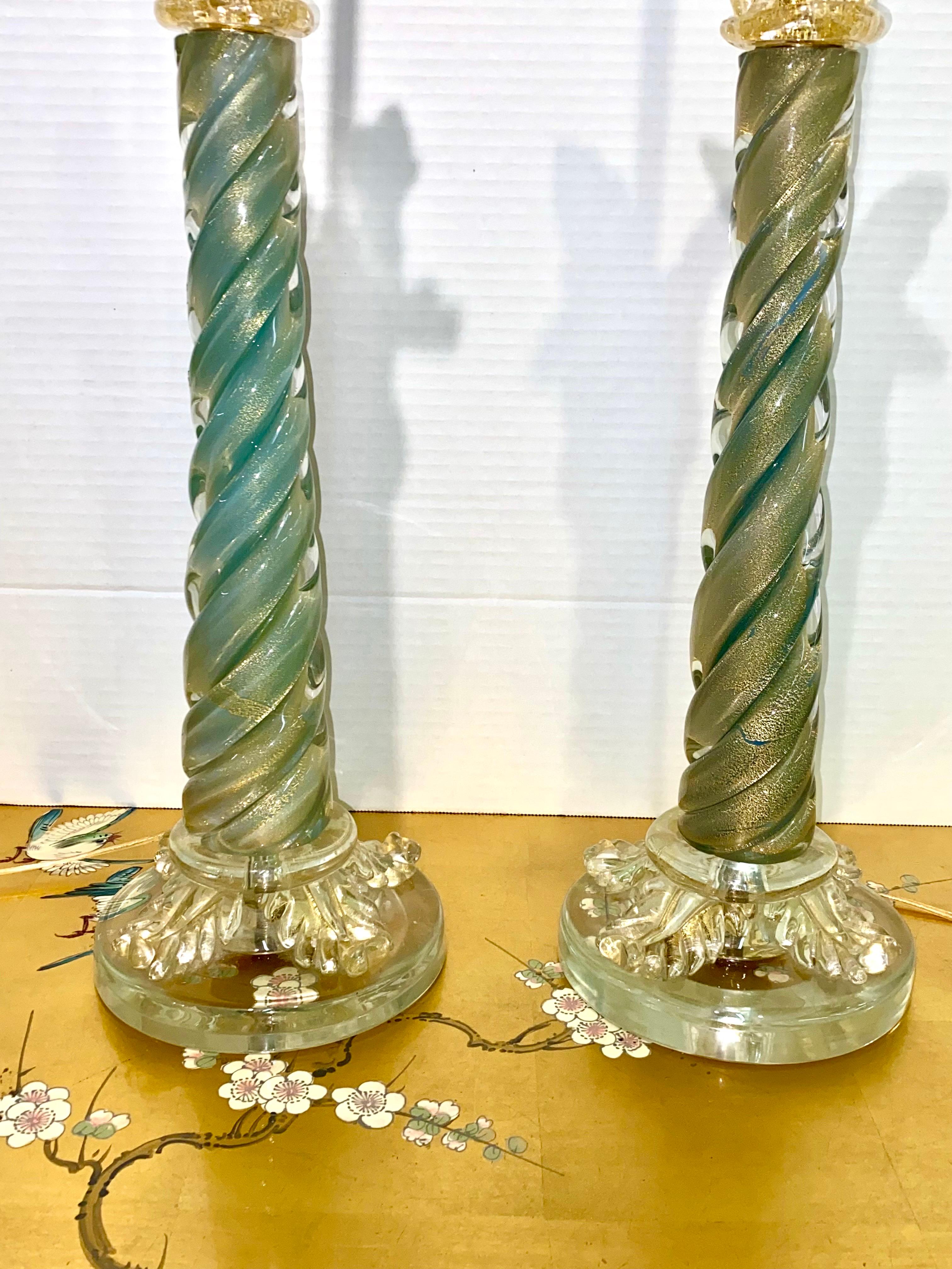 Pair of 1950s Classical Column Venetian Glass Table Lamps In Good Condition In New York, NY