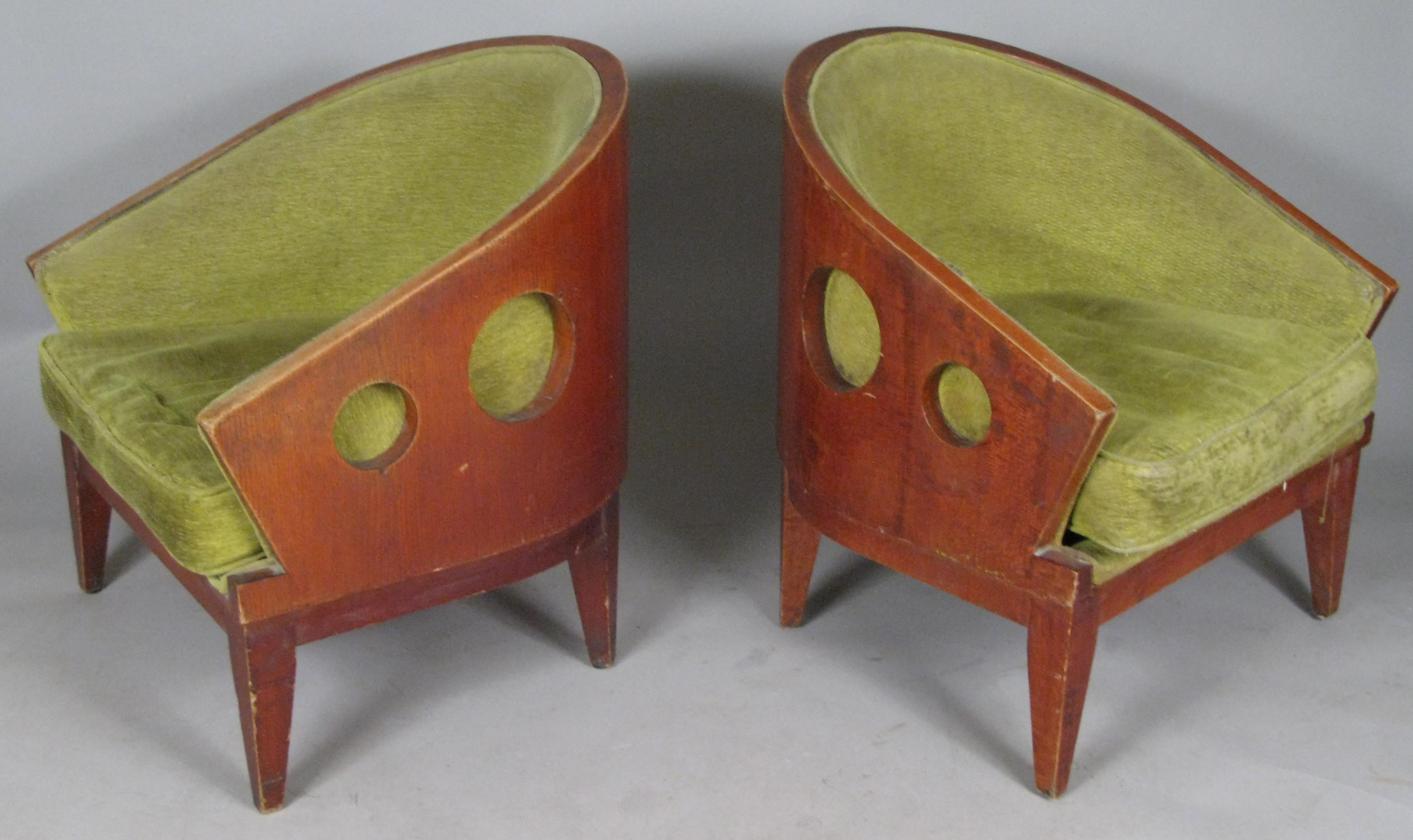 French Pair of 1950s Curved Back Lounge Chairs