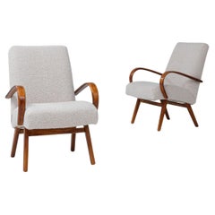 Coppia di poltrone imbottite ceche degli anni '50 di J. Halabala Coppia di poltrone imbottite ceche degli anni '50 di J. Halabala