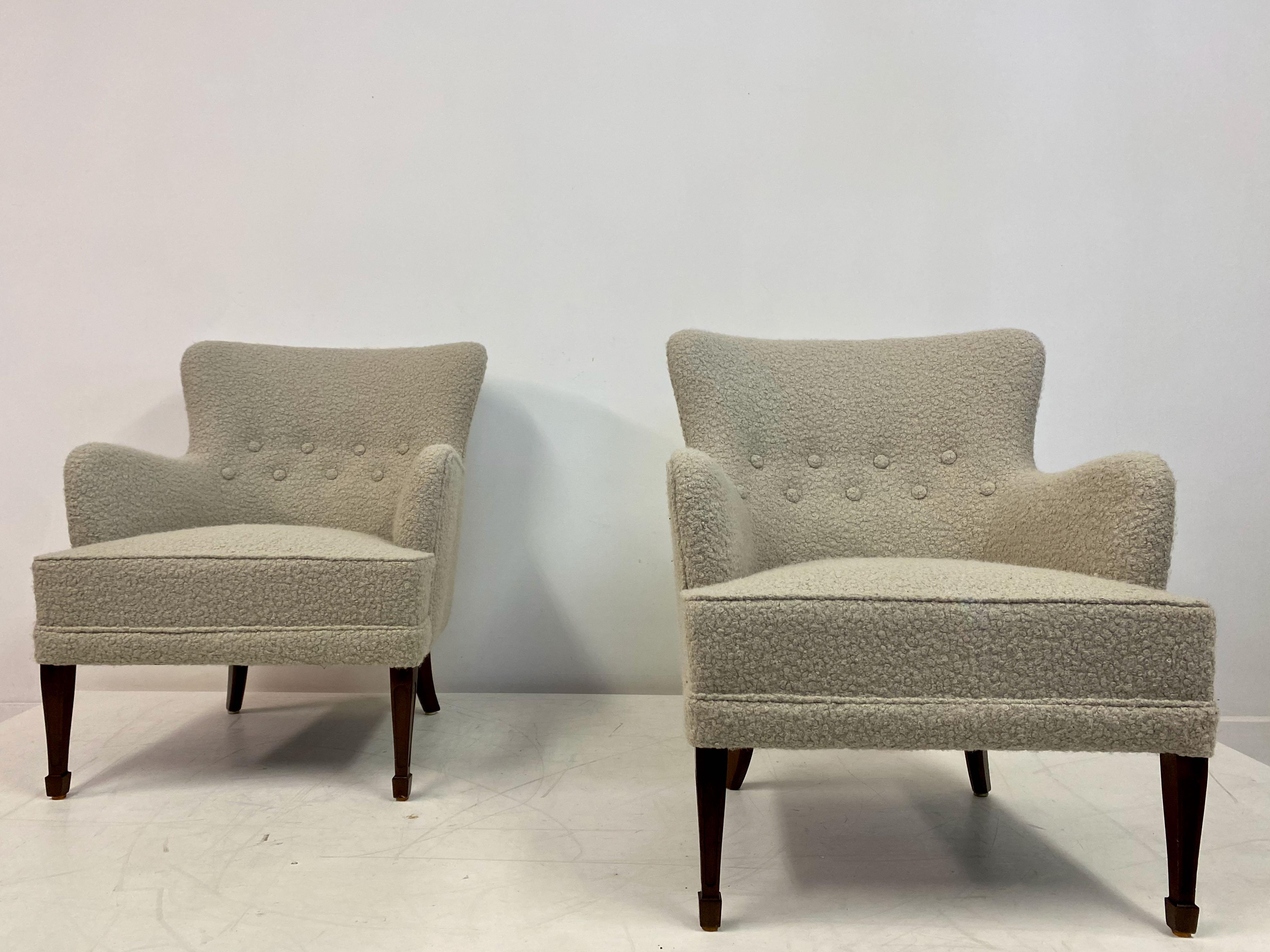 Pair of 1950s Danish Armchairs by Frits Henningsen For Sale 5