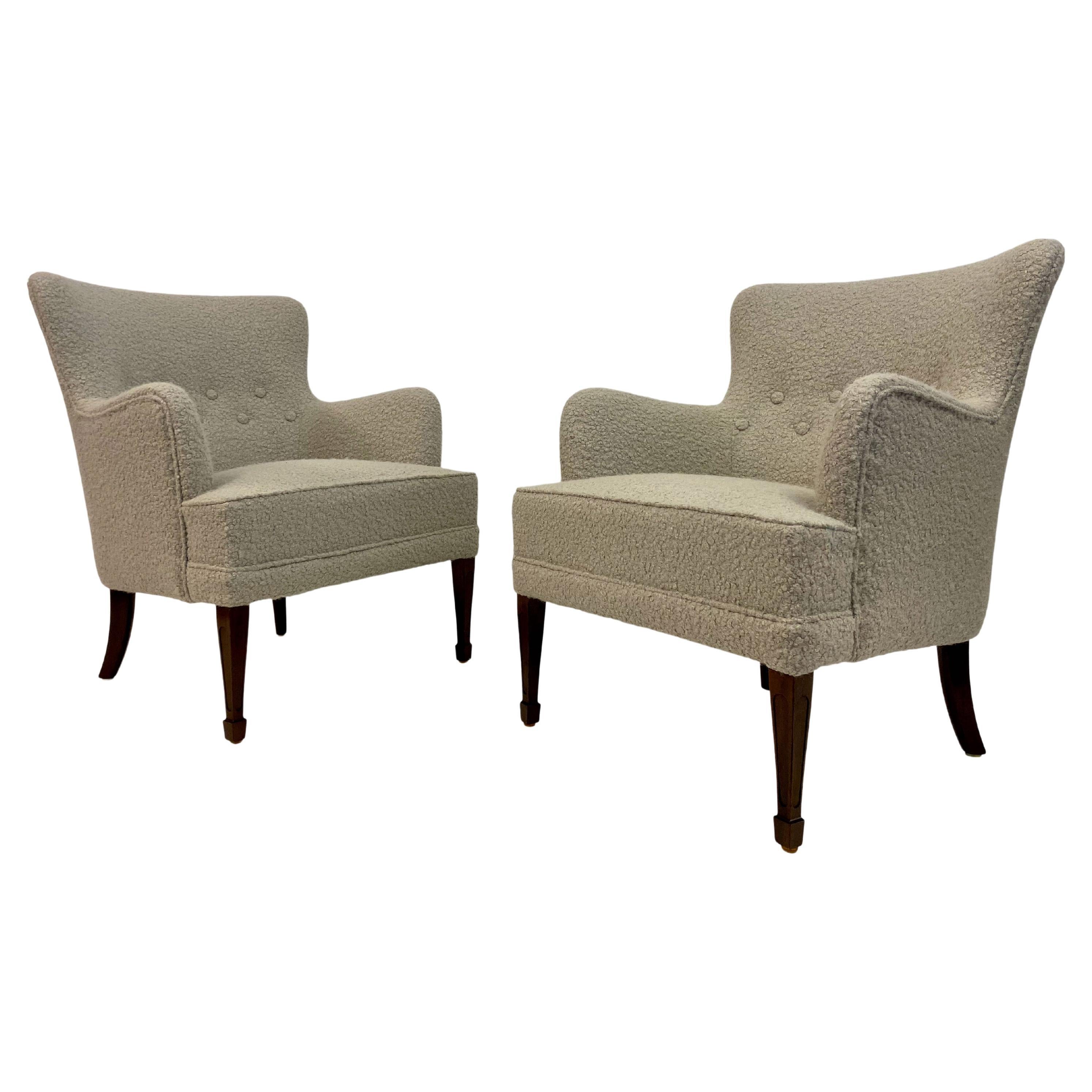 Pair of 1950s Danish Armchairs by Frits Henningsen For Sale