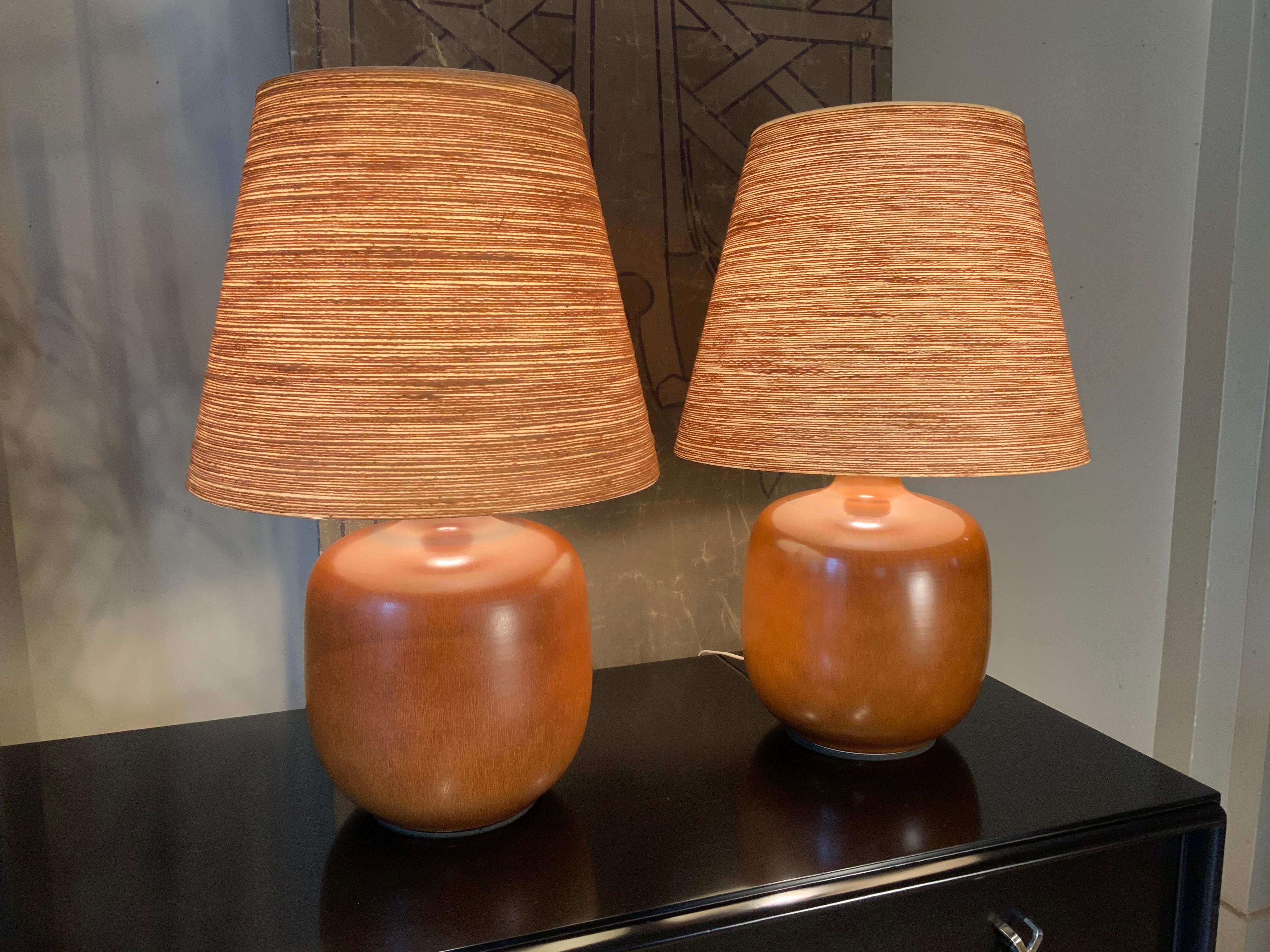 Pair of 1950s Danish Ceramic Lamps by Gunnar and Lotte Bostlund In Good Condition In Hudson, NY