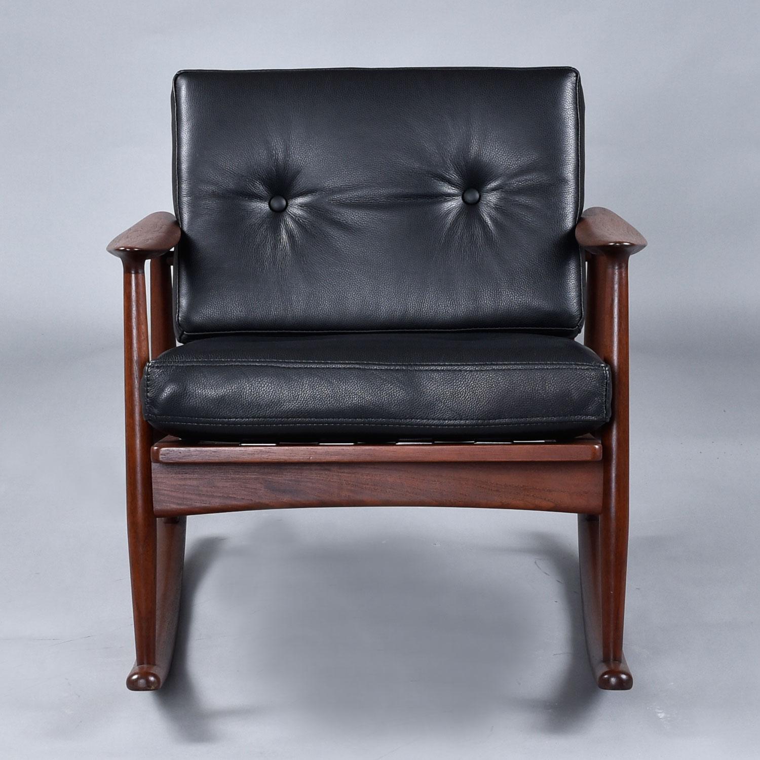 Mid-Century Modern Pair of 1950's Danish Teak Rocking Chairs in Black Leather by Moreddi For Sale