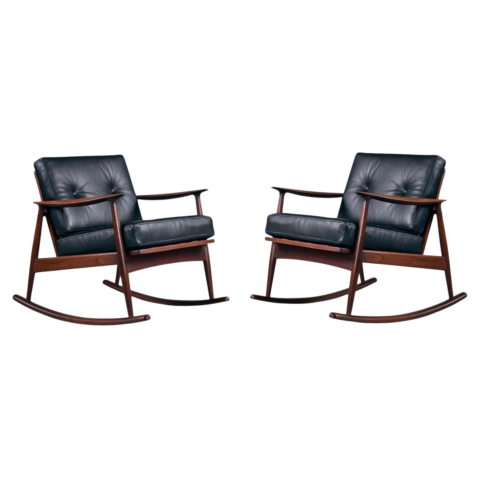 Pair of 1950
s Danish Teak Rocking Chairs in Black Leather by Moreddi en venta