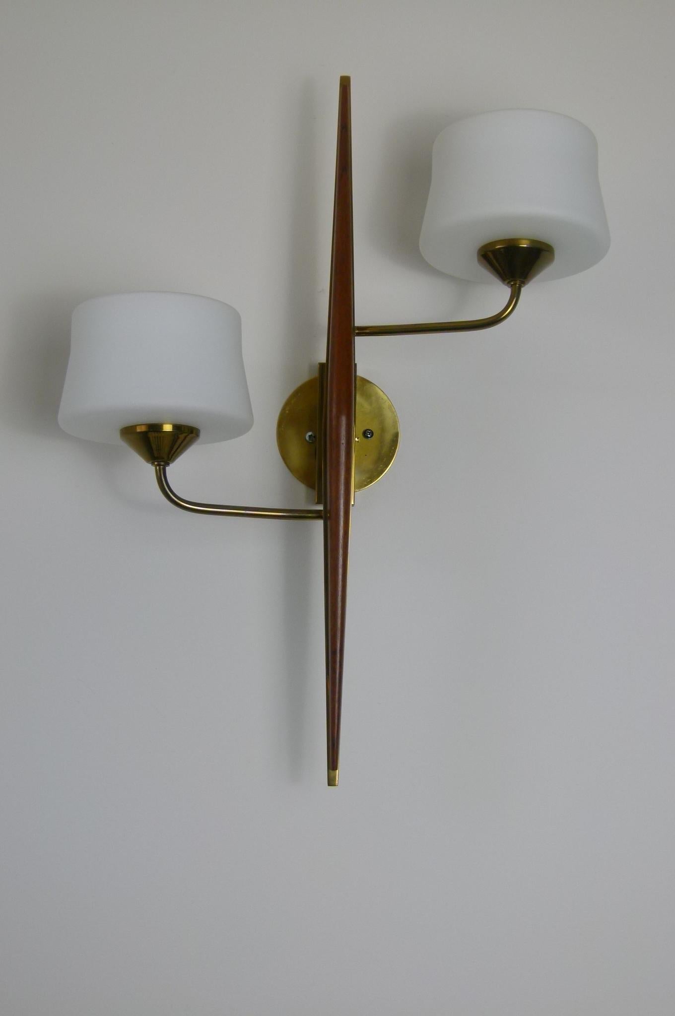Pair of 1950s Double Sconces in Opalin Glass by Maison Lunel 7
