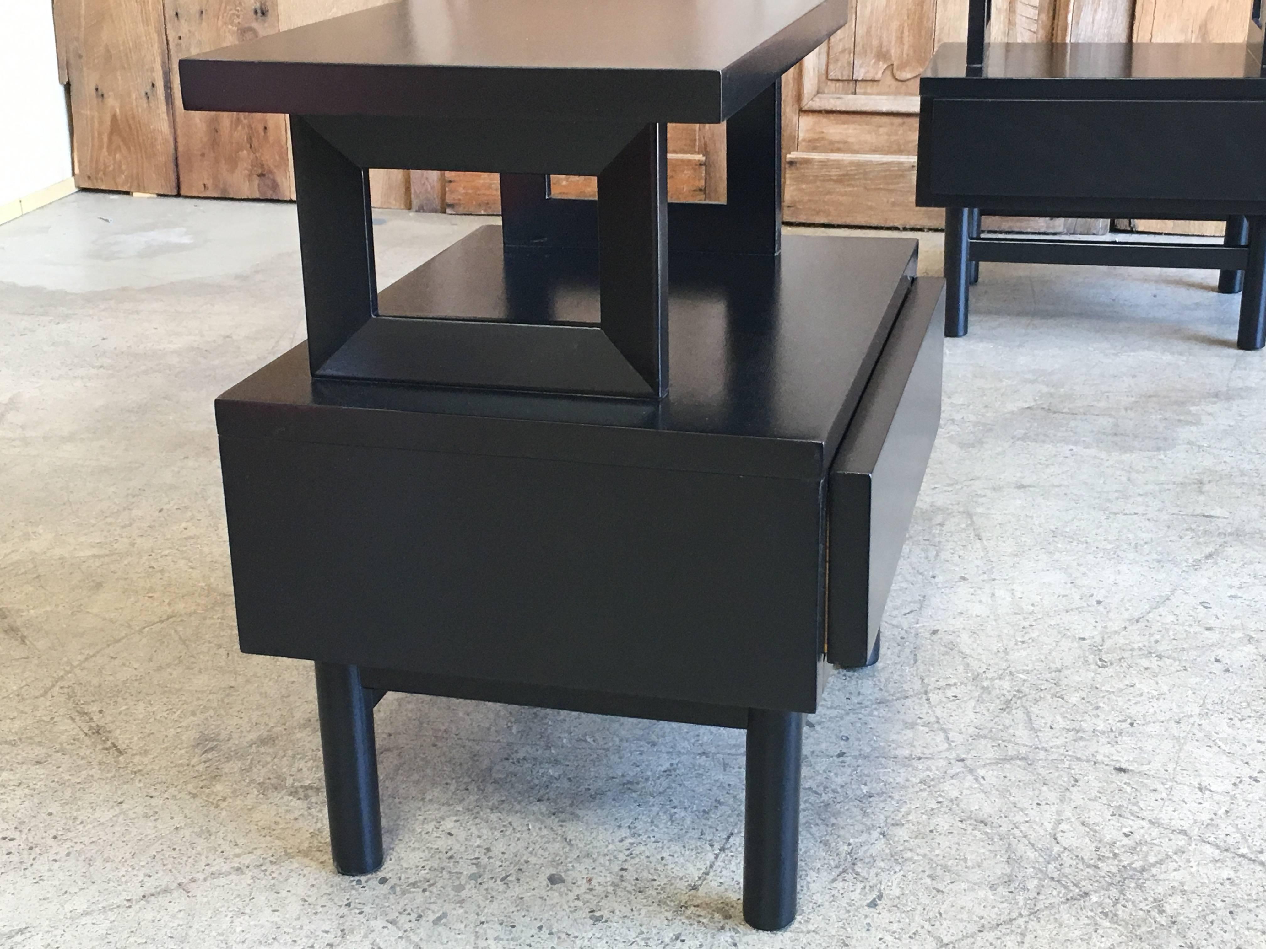 Pair of 1950s Ebonized Nightstands by American of Martinsville In Good Condition In Denton, TX