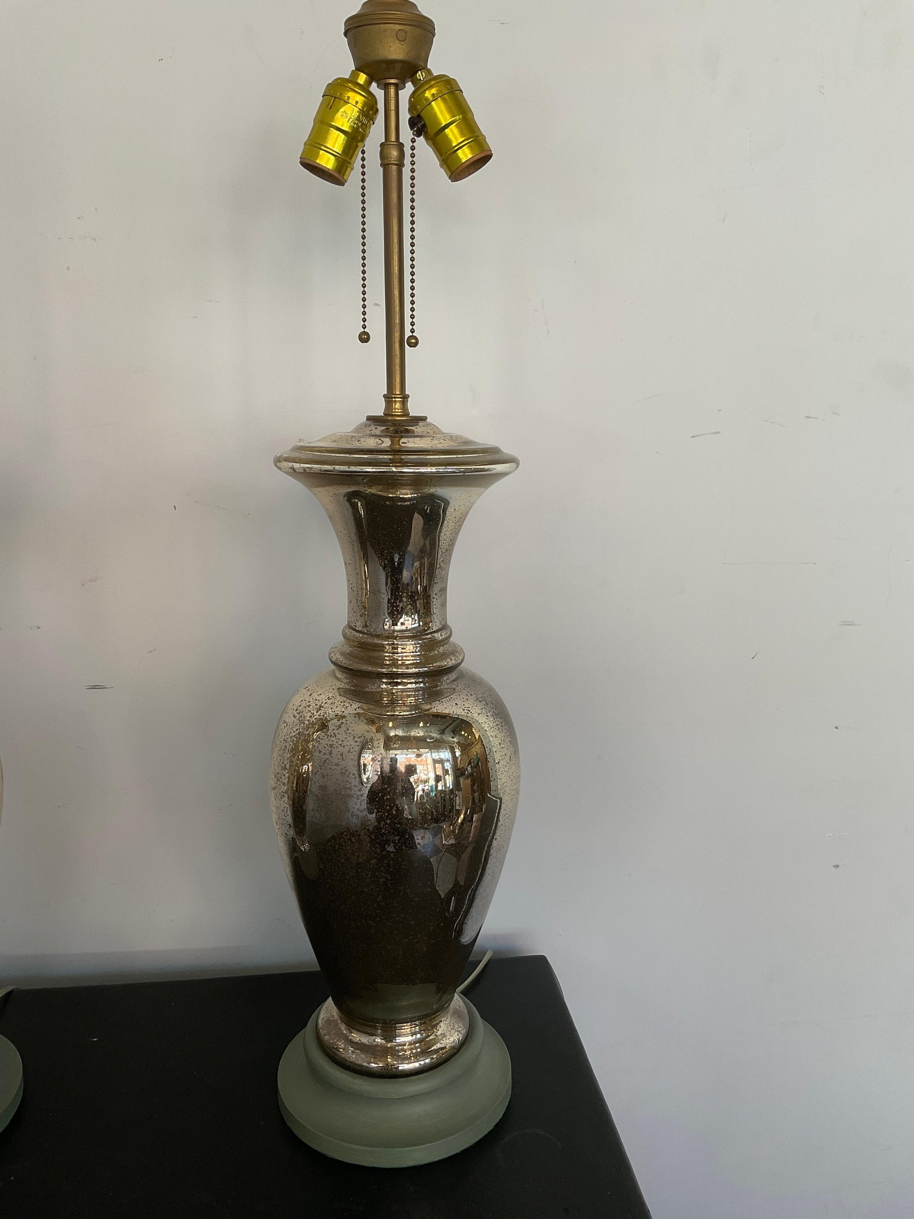 Pair of 1950s Elegant Mercury Glass Lamps on Wood Bases For Sale 2