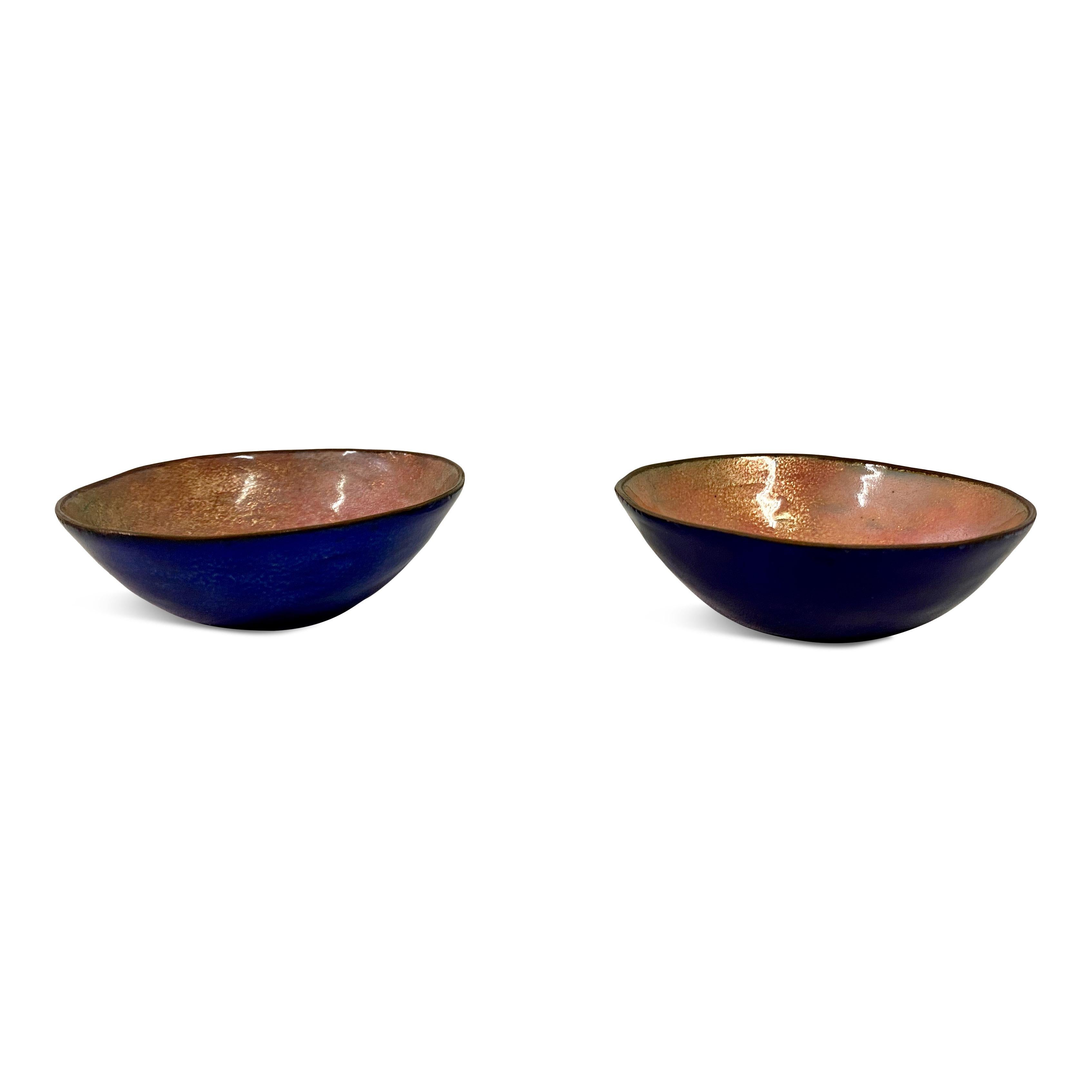 Pair of 1950s Enamelled Copper Bowls by Paolo De Polo For Sale 5