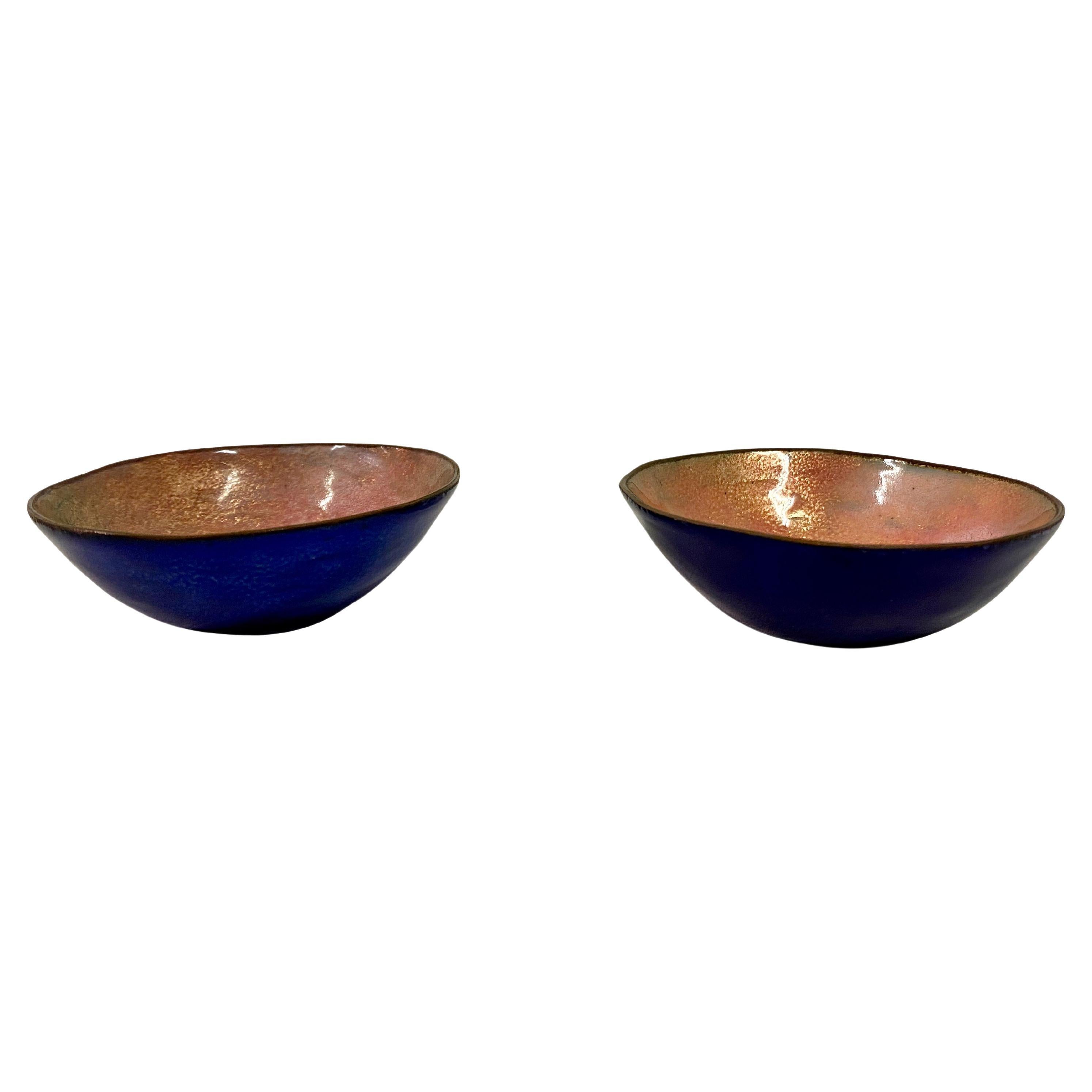 Pair of 1950s Enamelled Copper Bowls by Paolo De Polo For Sale