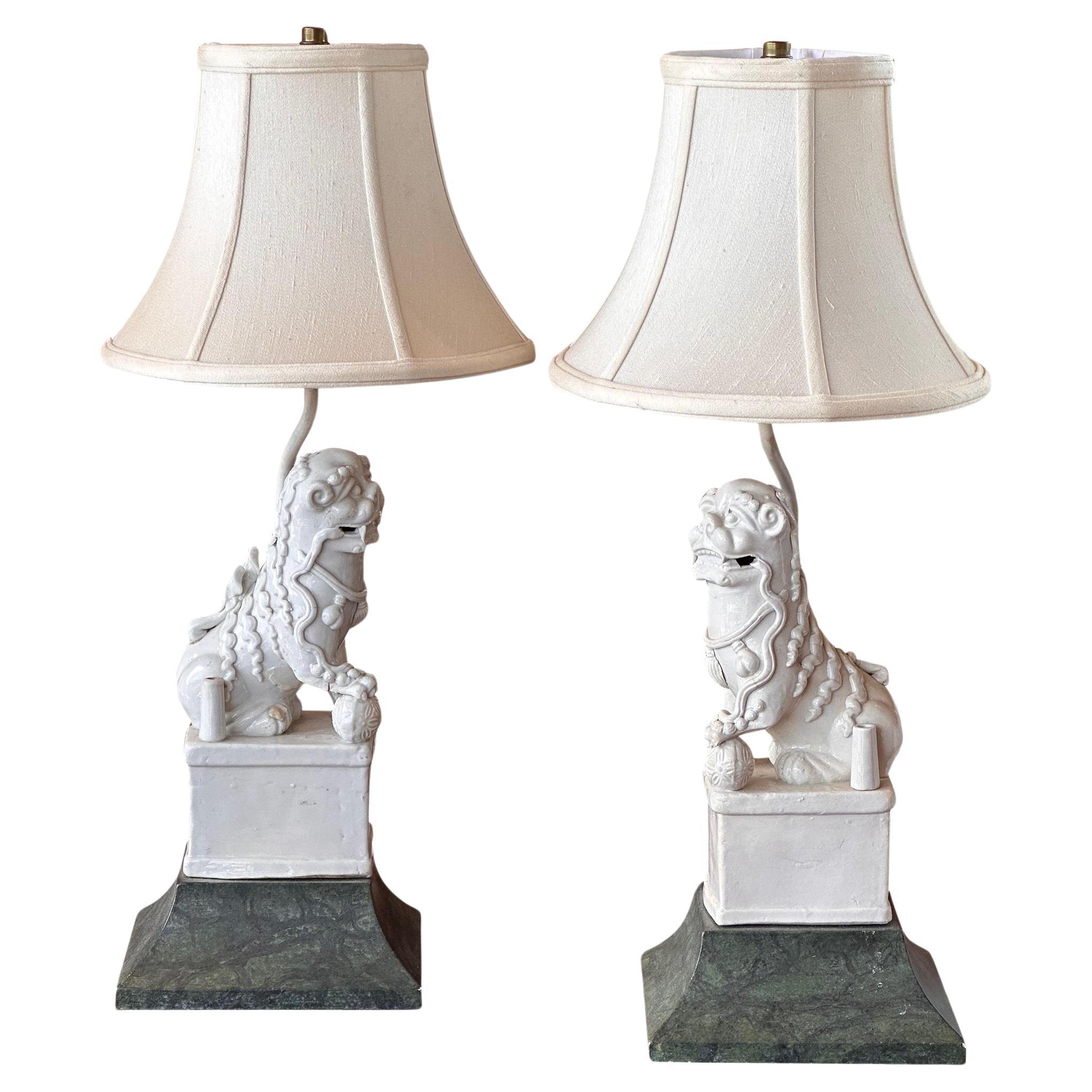 Pair of 1950s Foo Dog Lamps For Sale