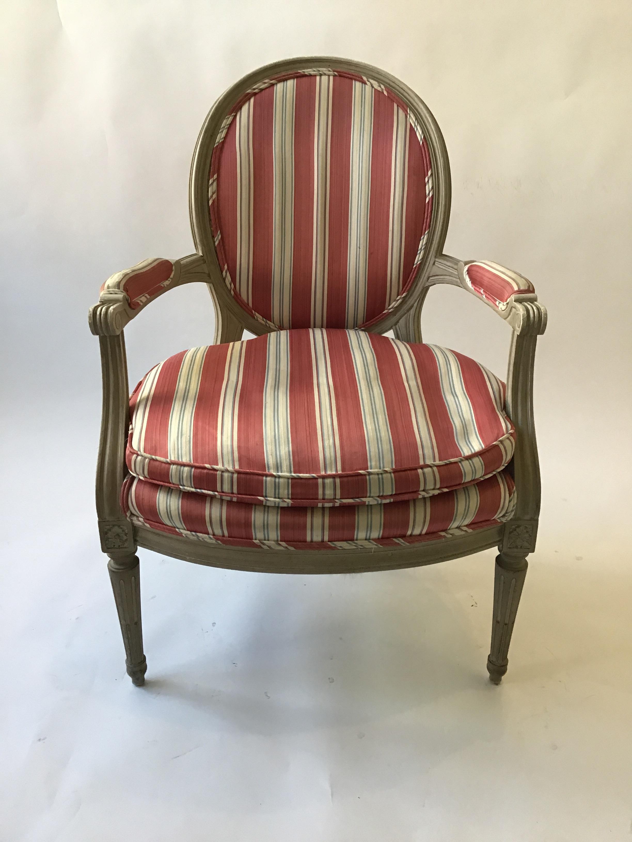 Pair of 1950s French Louis XVI Armchairs In Good Condition For Sale In Tarrytown, NY