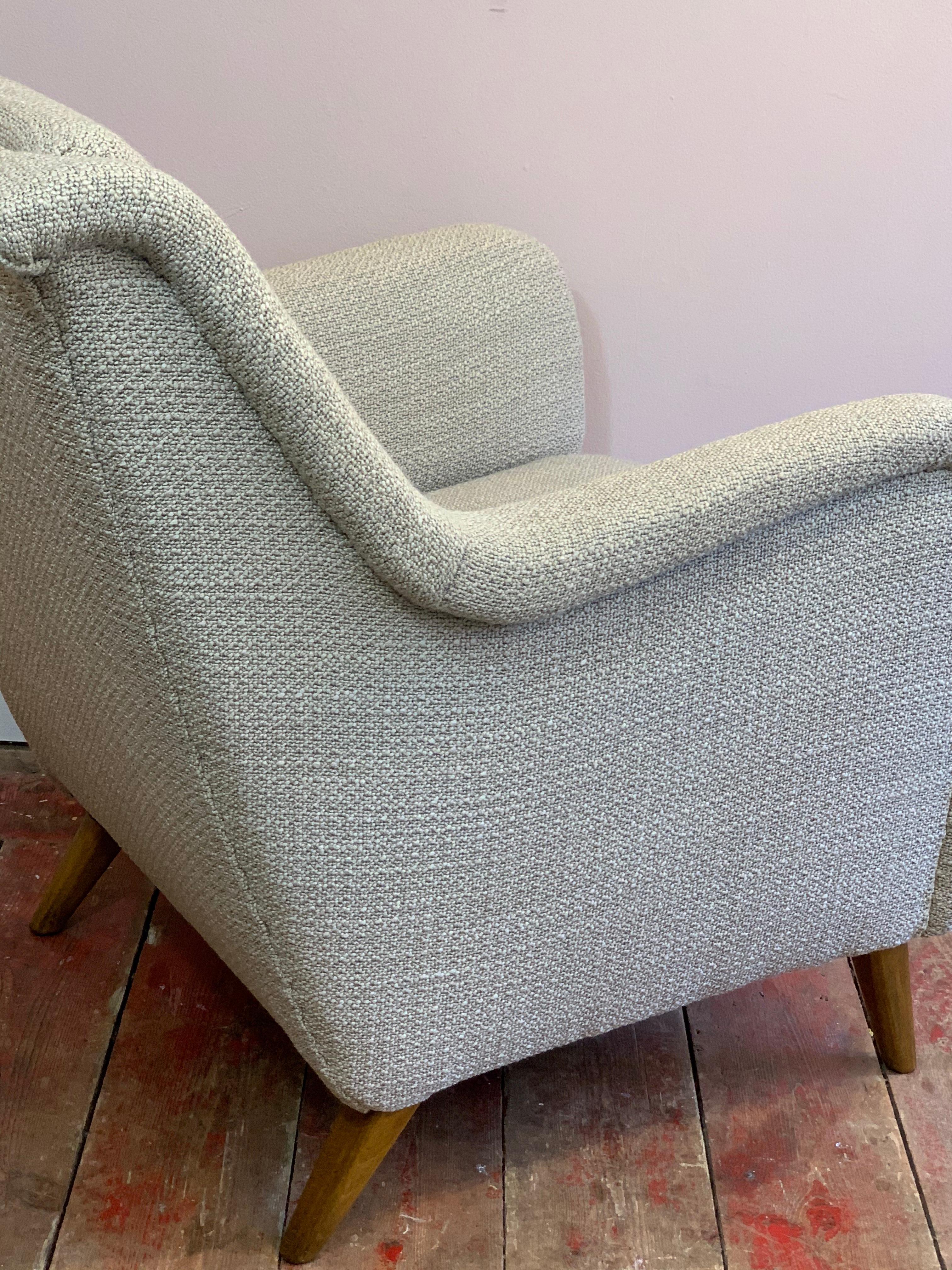 Pair of 1950s French Reupholstered Loop Flax Fabric Armchairs Lounge Chairs 11