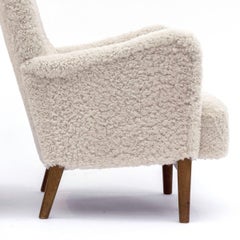 Pair of 1950's Fritz Hansen Design Sheepskin Easy Chairs Model 8010