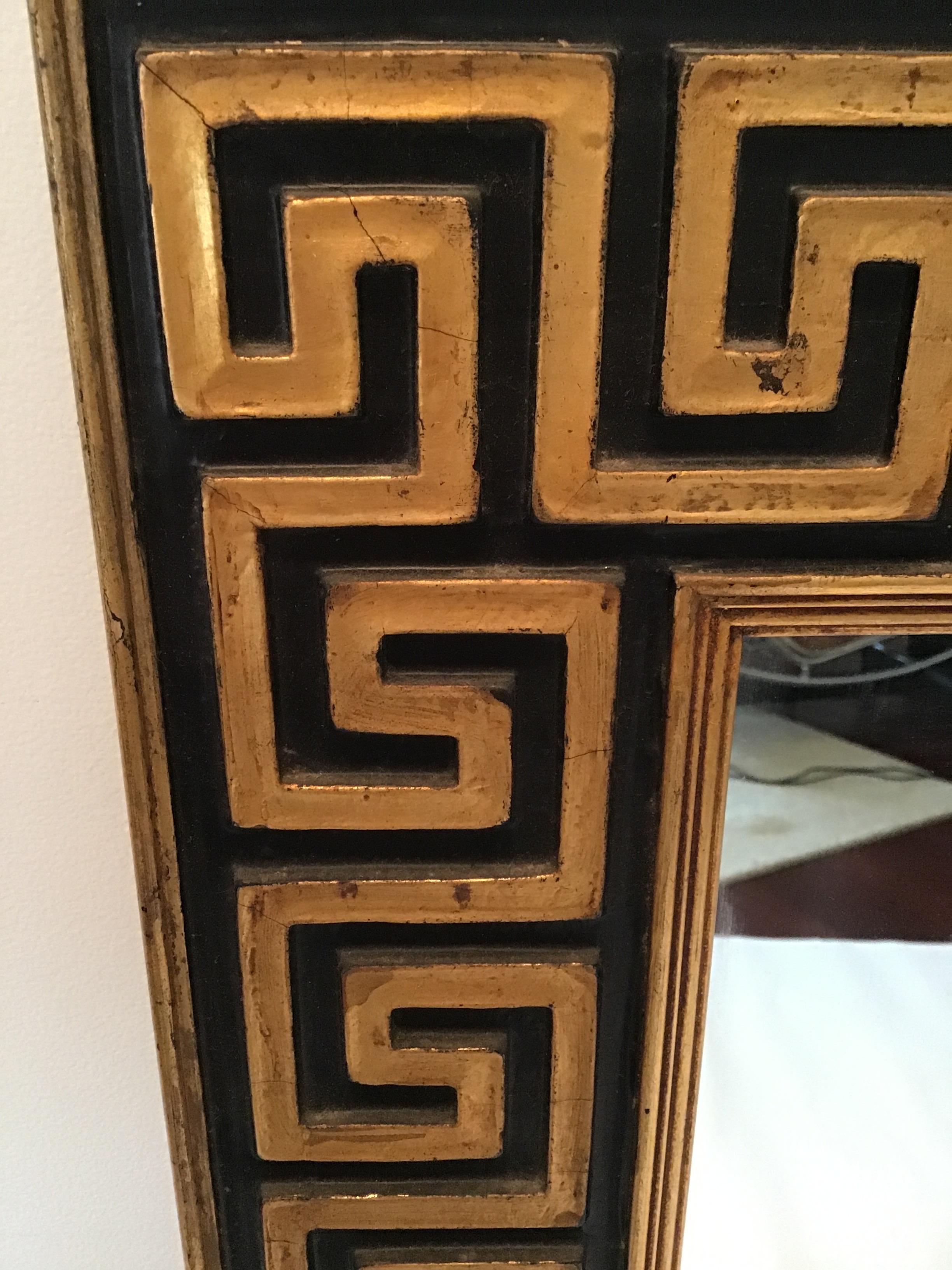 Paar vergoldete Wood Greek Key Spiegel aus den 1950er Jahren im Angebot 1