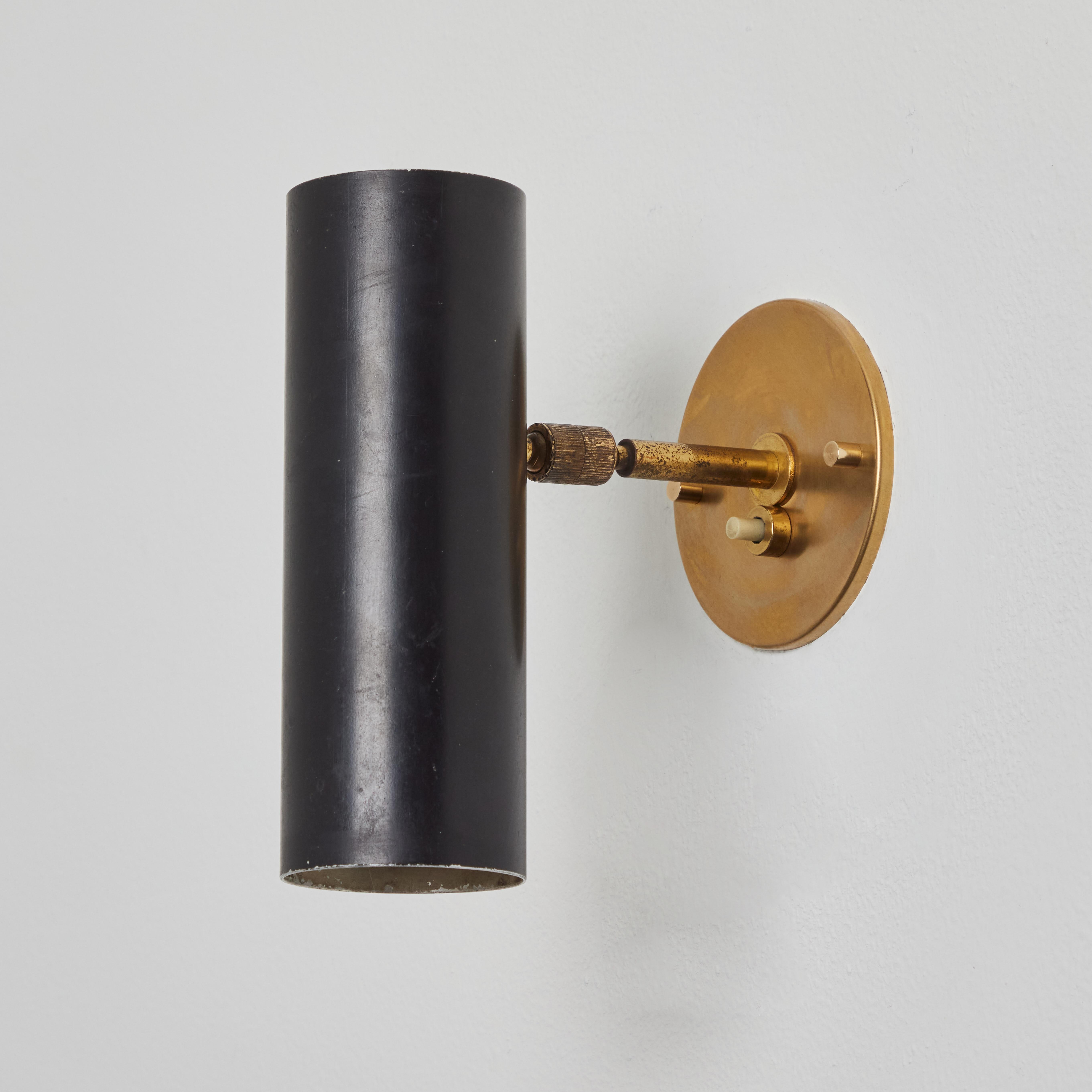 Pair of 1950s Gino Sarfatti Cylindrical Metal and Brass Sconces for Arteluce For Sale 1