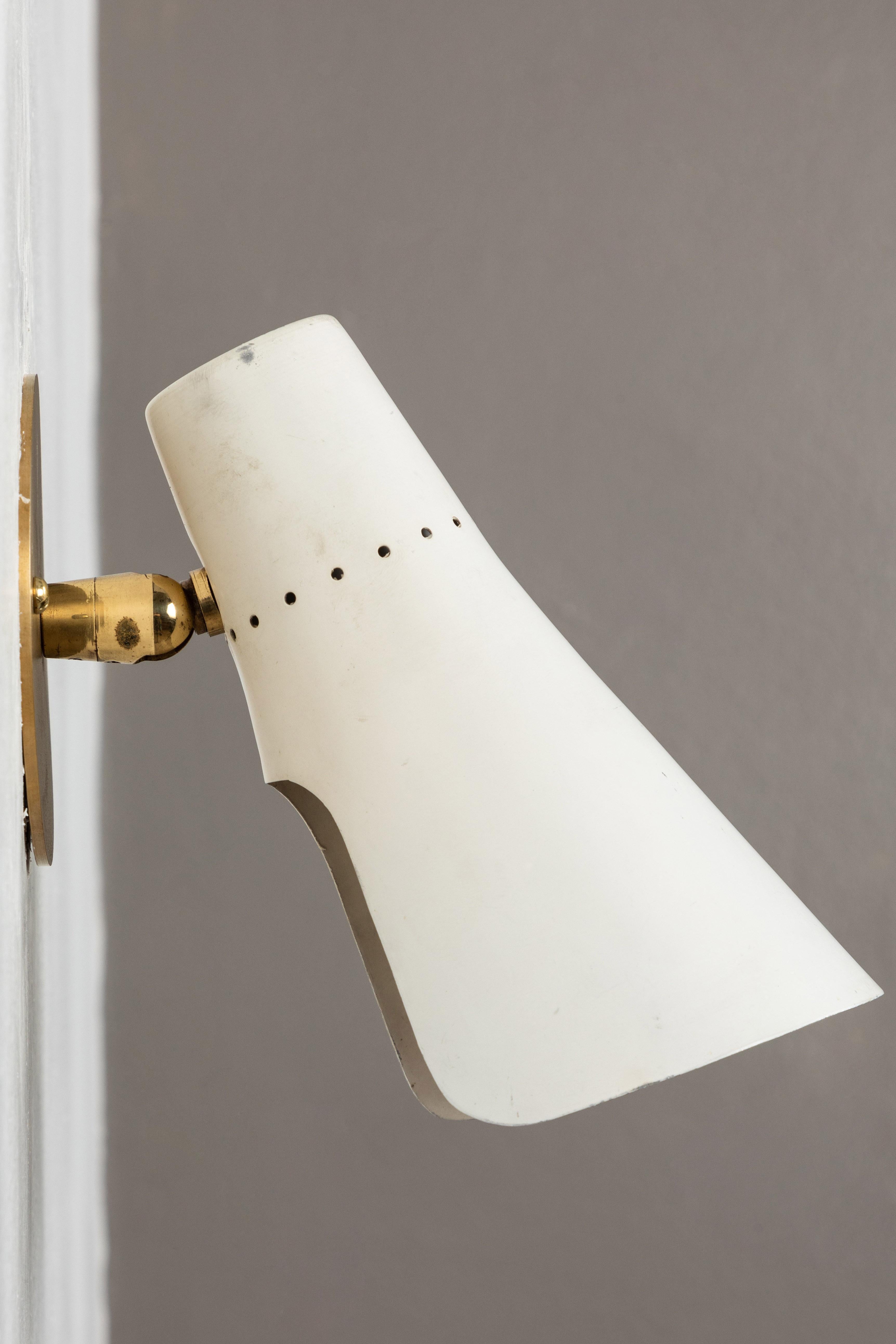 Mid-20th Century Pair of 1950s Giuseppe Ostuni Articulating Sconces for O-Luce