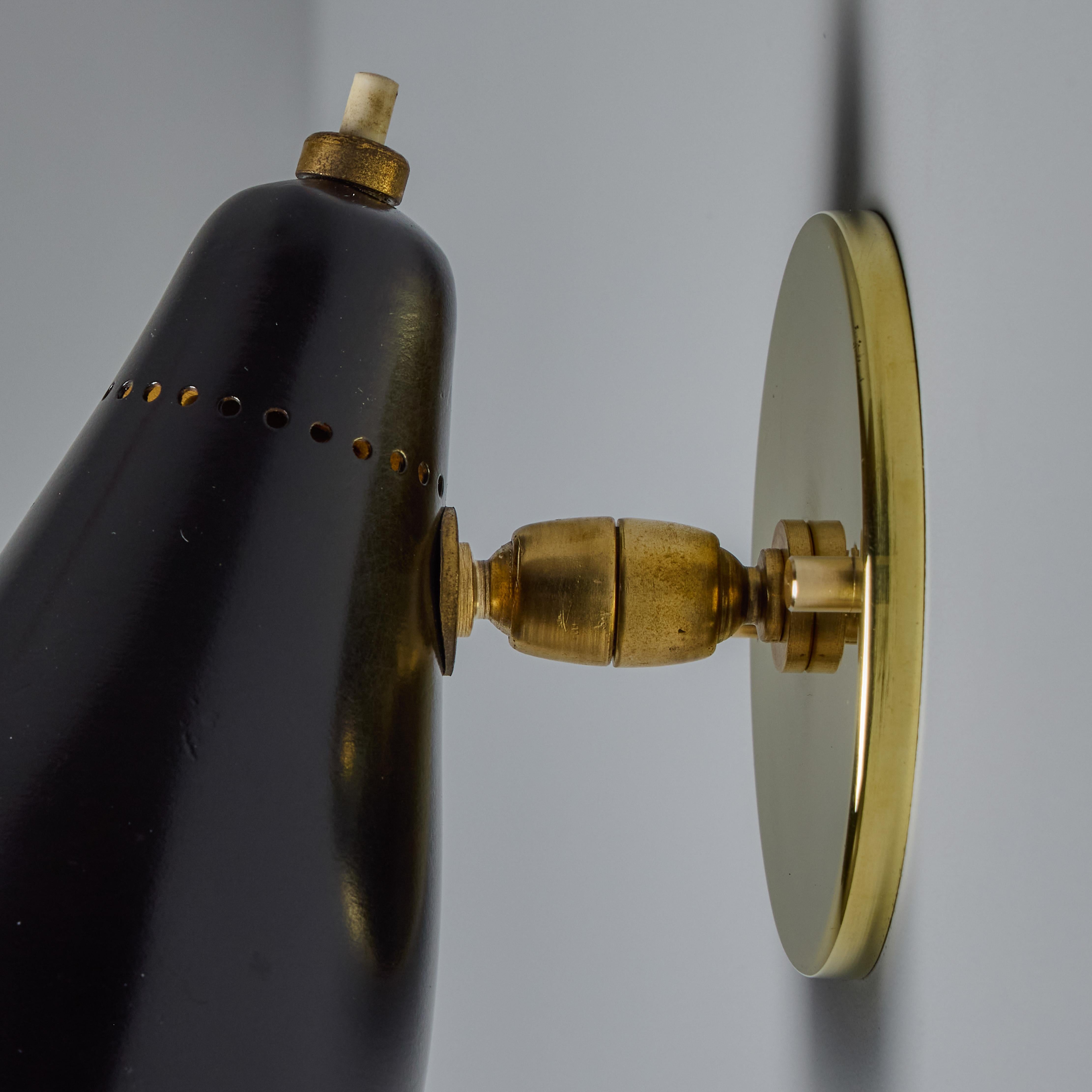 Pair of 1950s Giuseppe Ostuni Model #101 Black Articulating Sconces for O-Luce For Sale 2