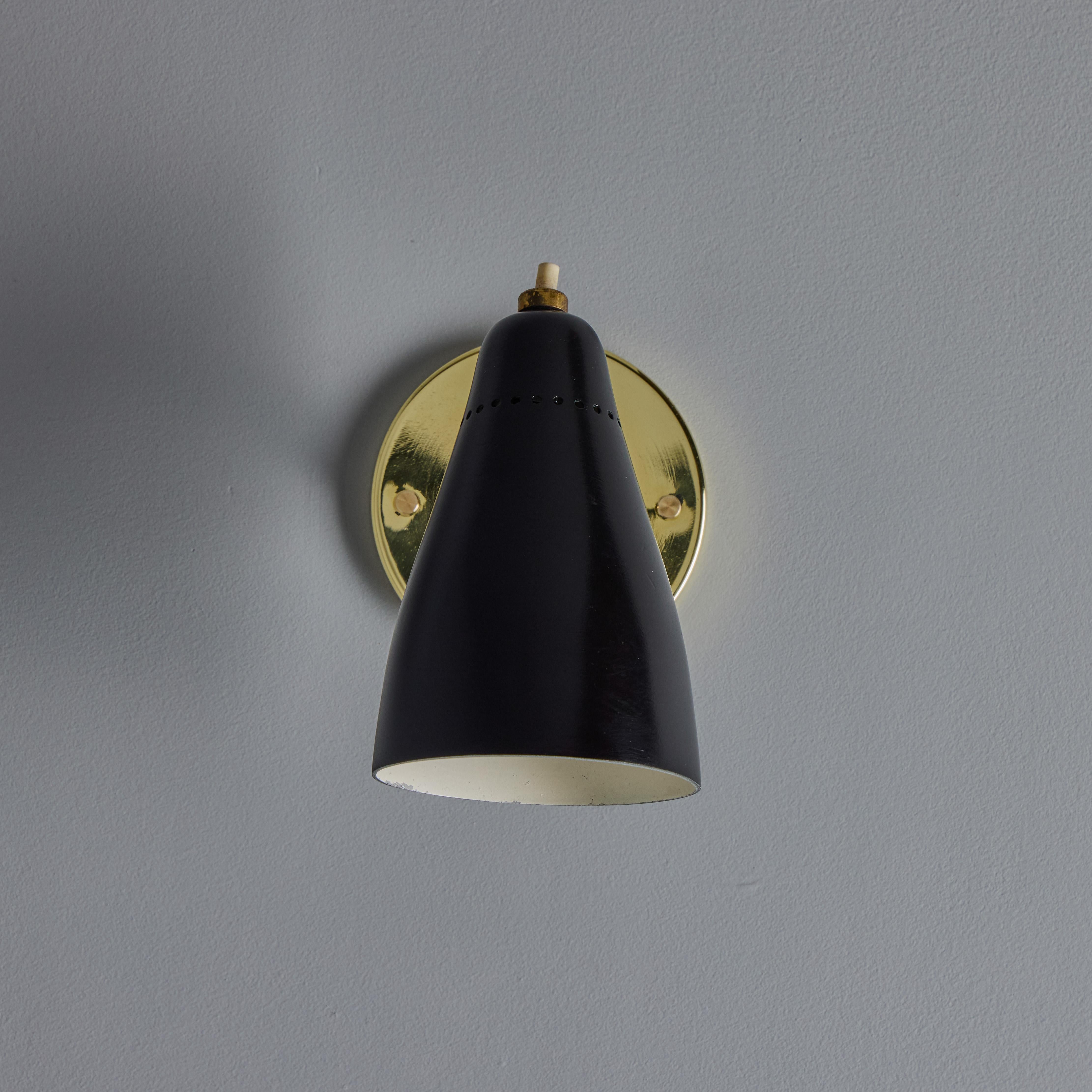 Mid-Century Modern Pair of 1950s Giuseppe Ostuni Model #101 Black Articulating Sconces for O-Luce For Sale