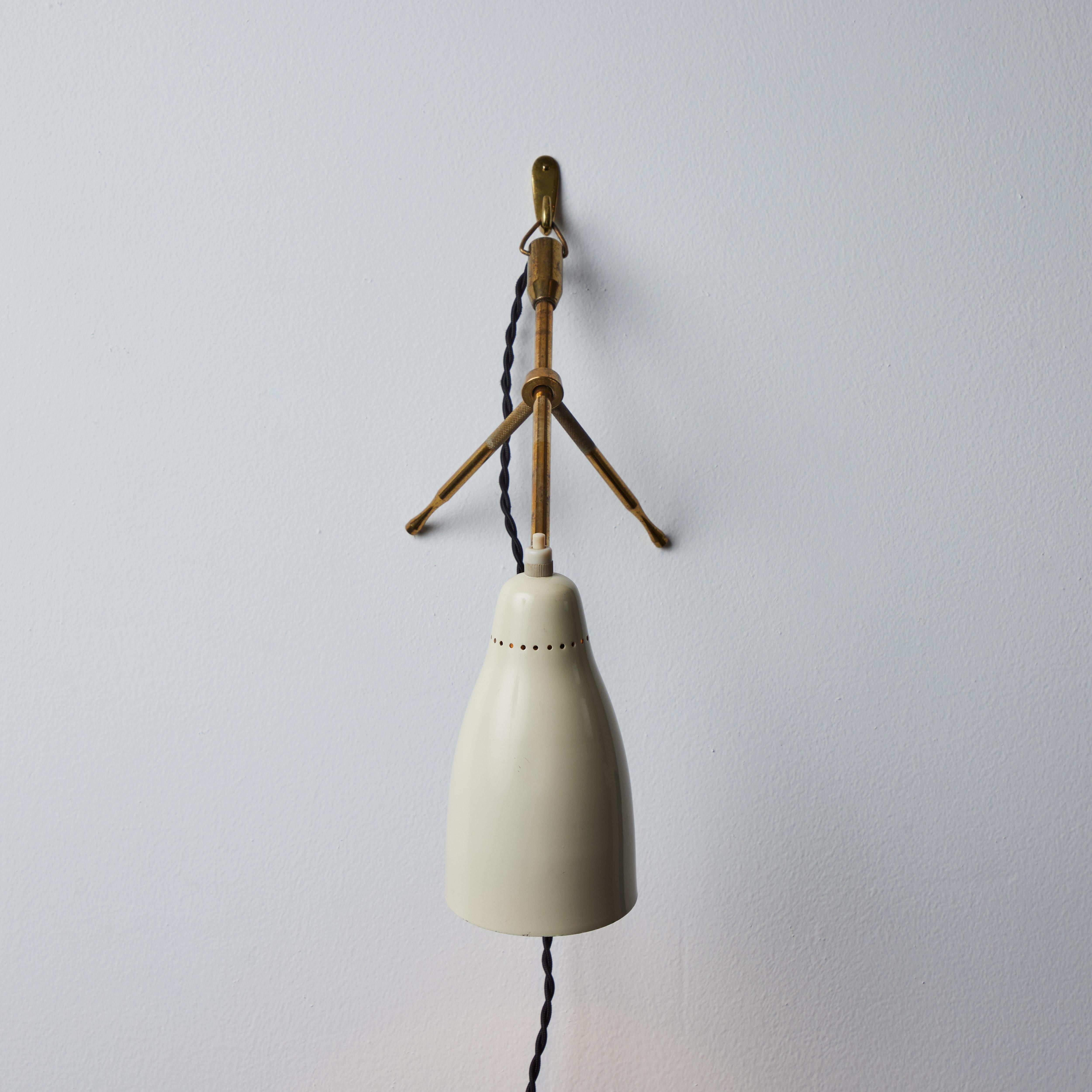 Pair of 1950s Giuseppe Ostuni 'Ochetta Grande' Wall or Table Lamps for O-Luce im Angebot 11