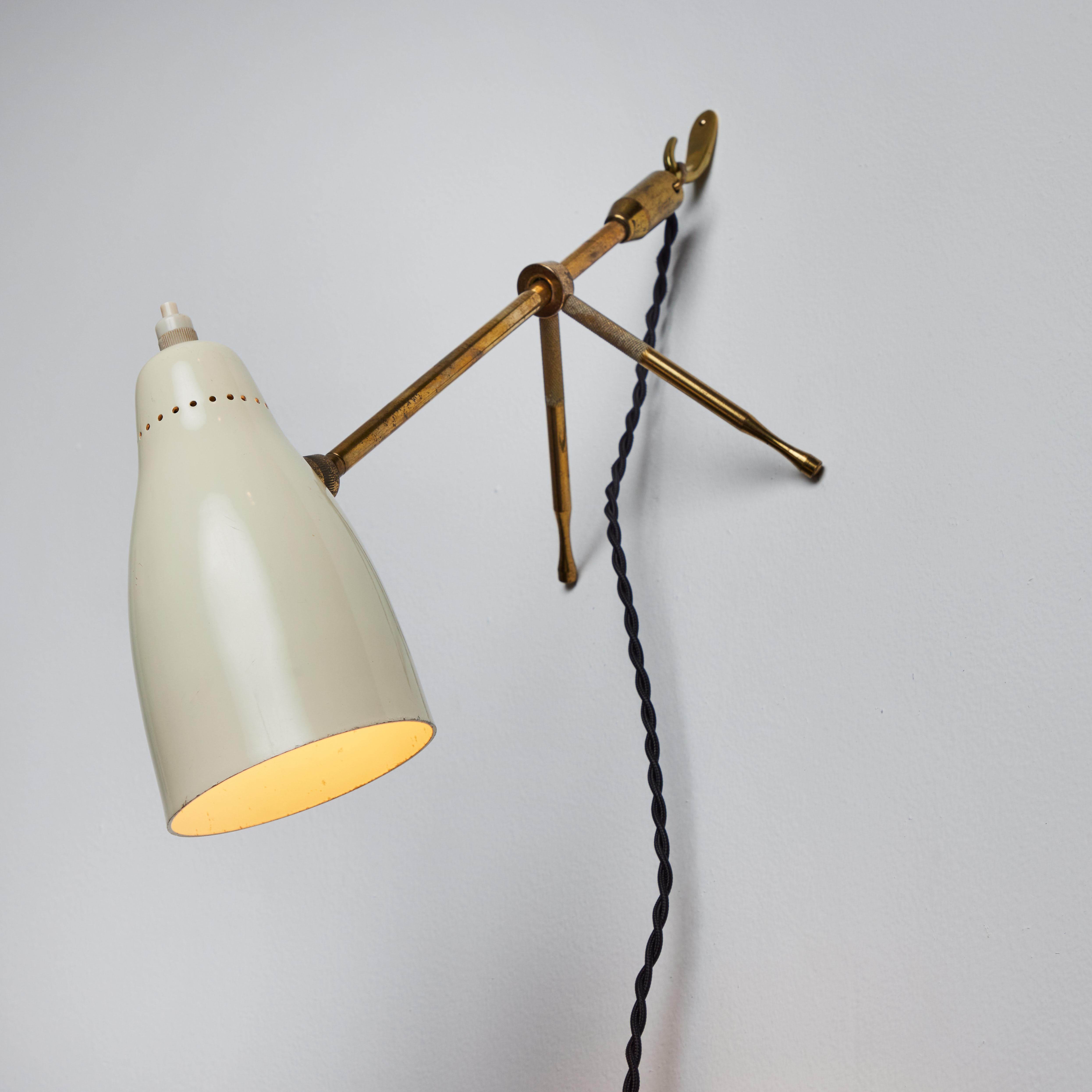 Pair of 1950s Giuseppe Ostuni 'Ochetta Grande' Wall or Table Lamps for O-Luce im Angebot 12