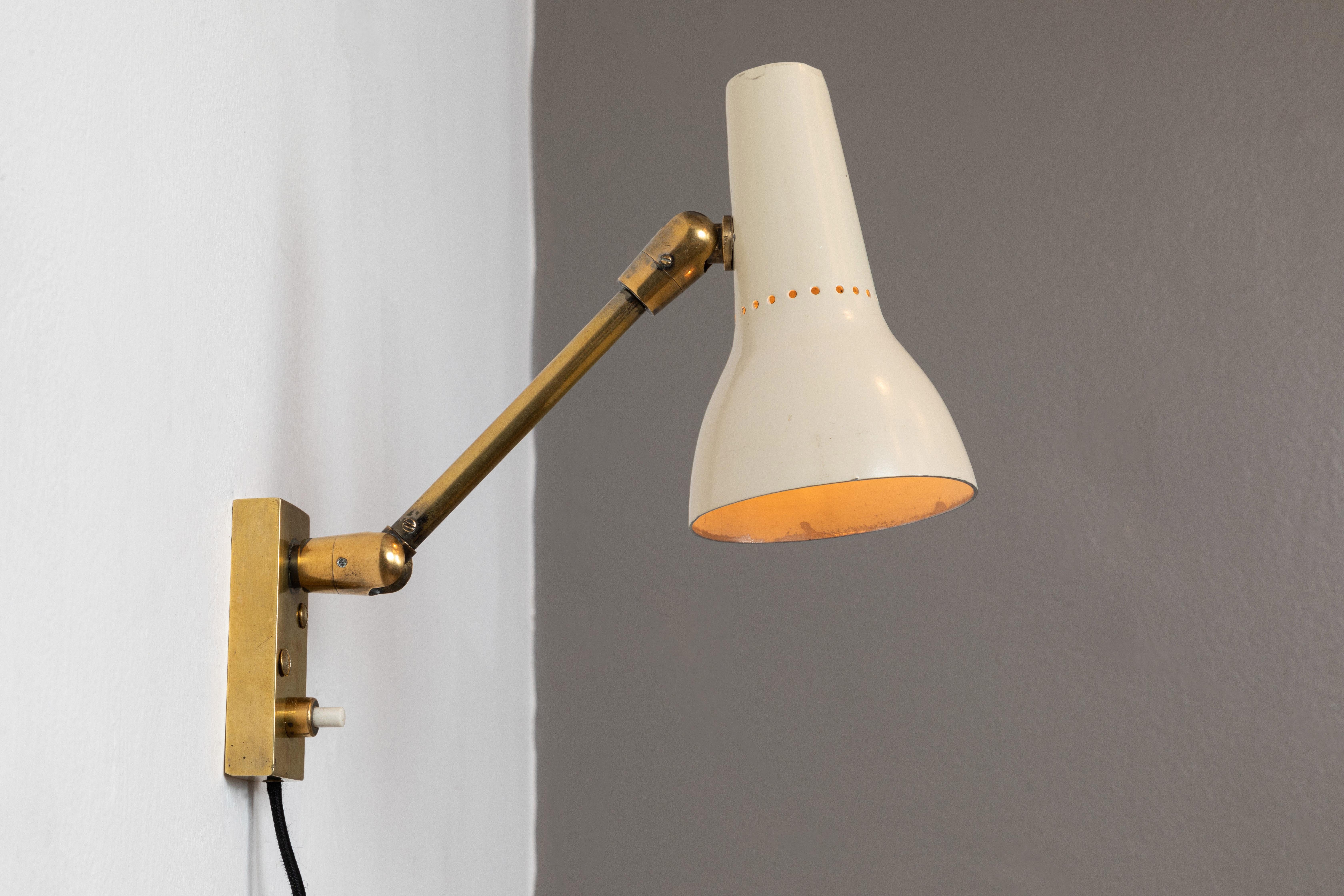 Pair of 1950s Giuseppe Ostuni Wall Lamps for O-Luce (Mitte des 20. Jahrhunderts)