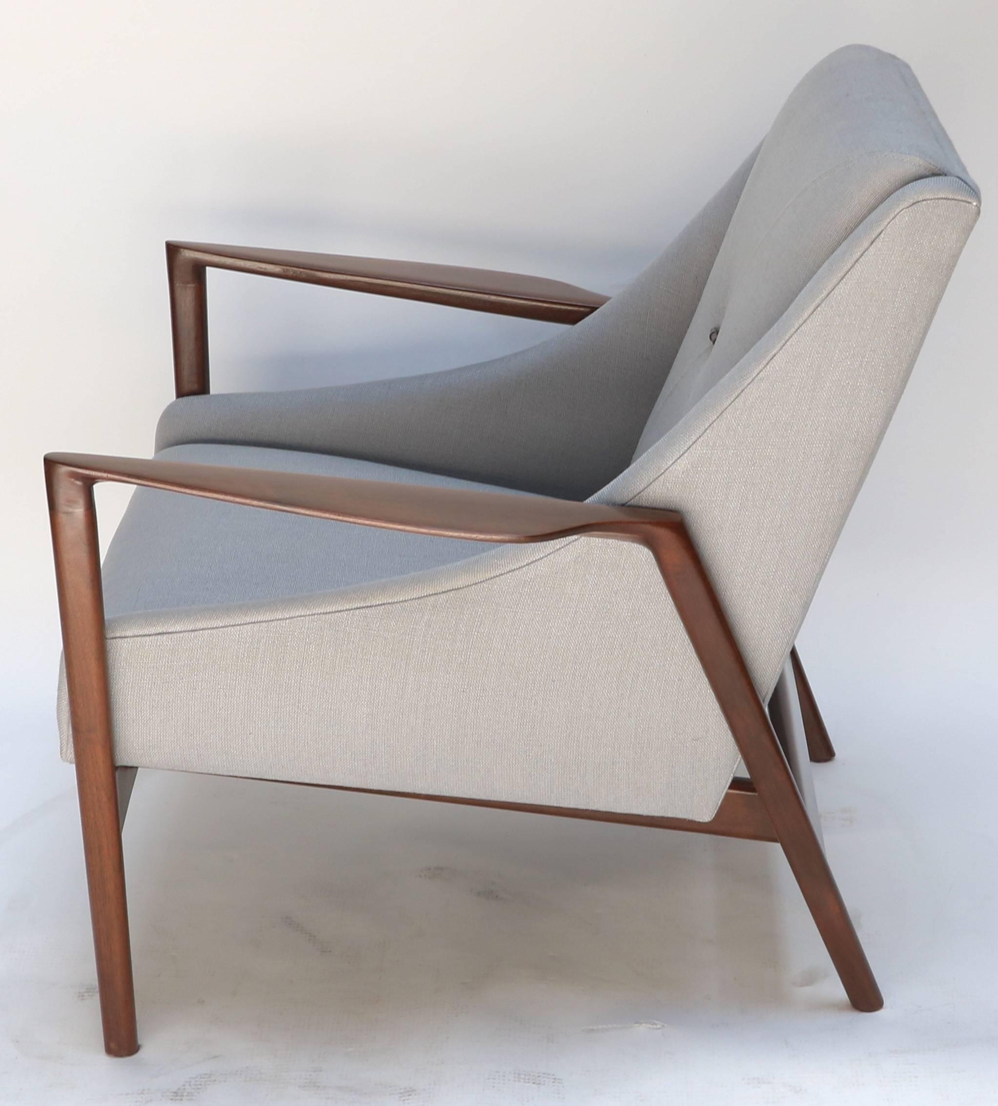 Pair of 1950s Ib Kofod-Larsen Brown Wood Armchairs with Grey Linen Upholstery In Good Condition In Los Angeles, CA