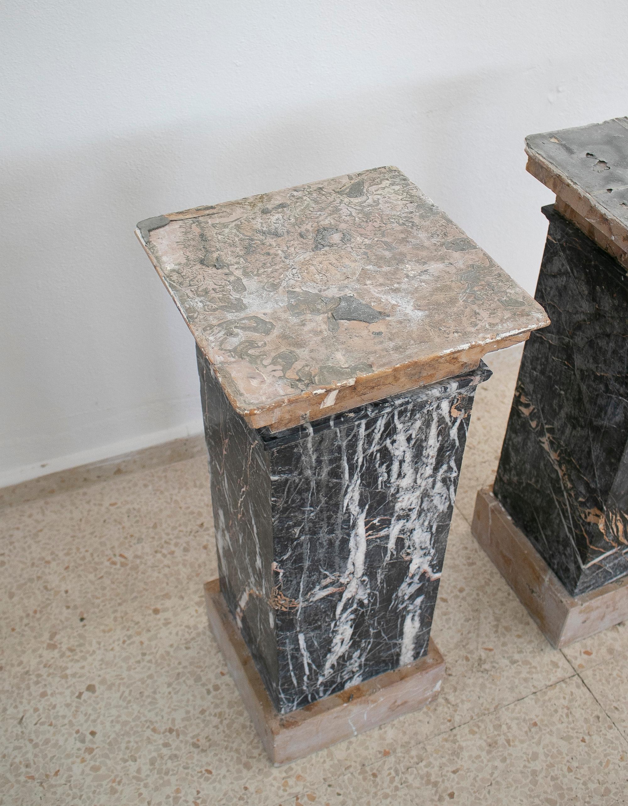 Pair of 1950s Italian 2-Tone Marble Square Pedestal Bases For Sale 5